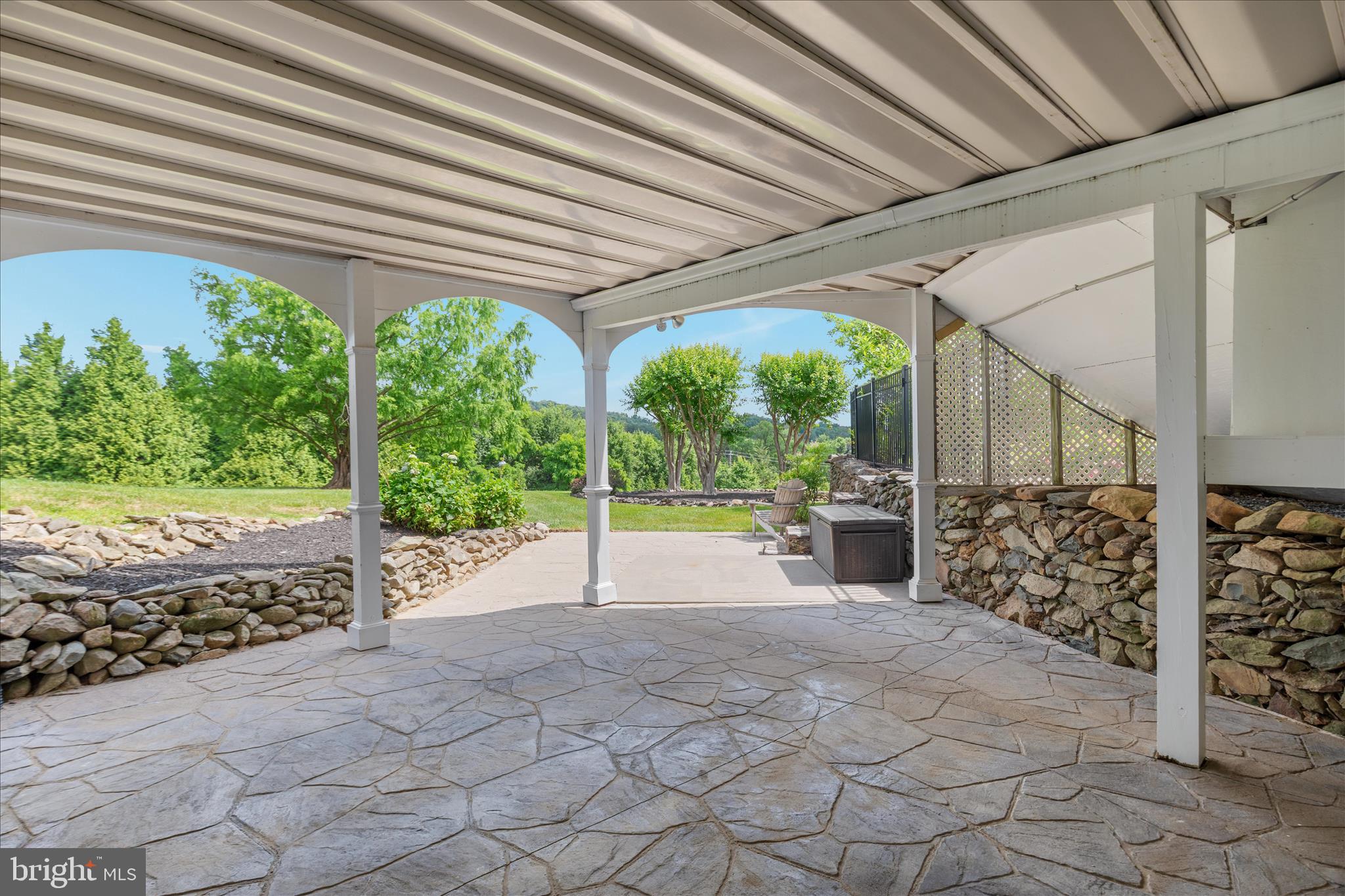 STONELEIGH - Residential