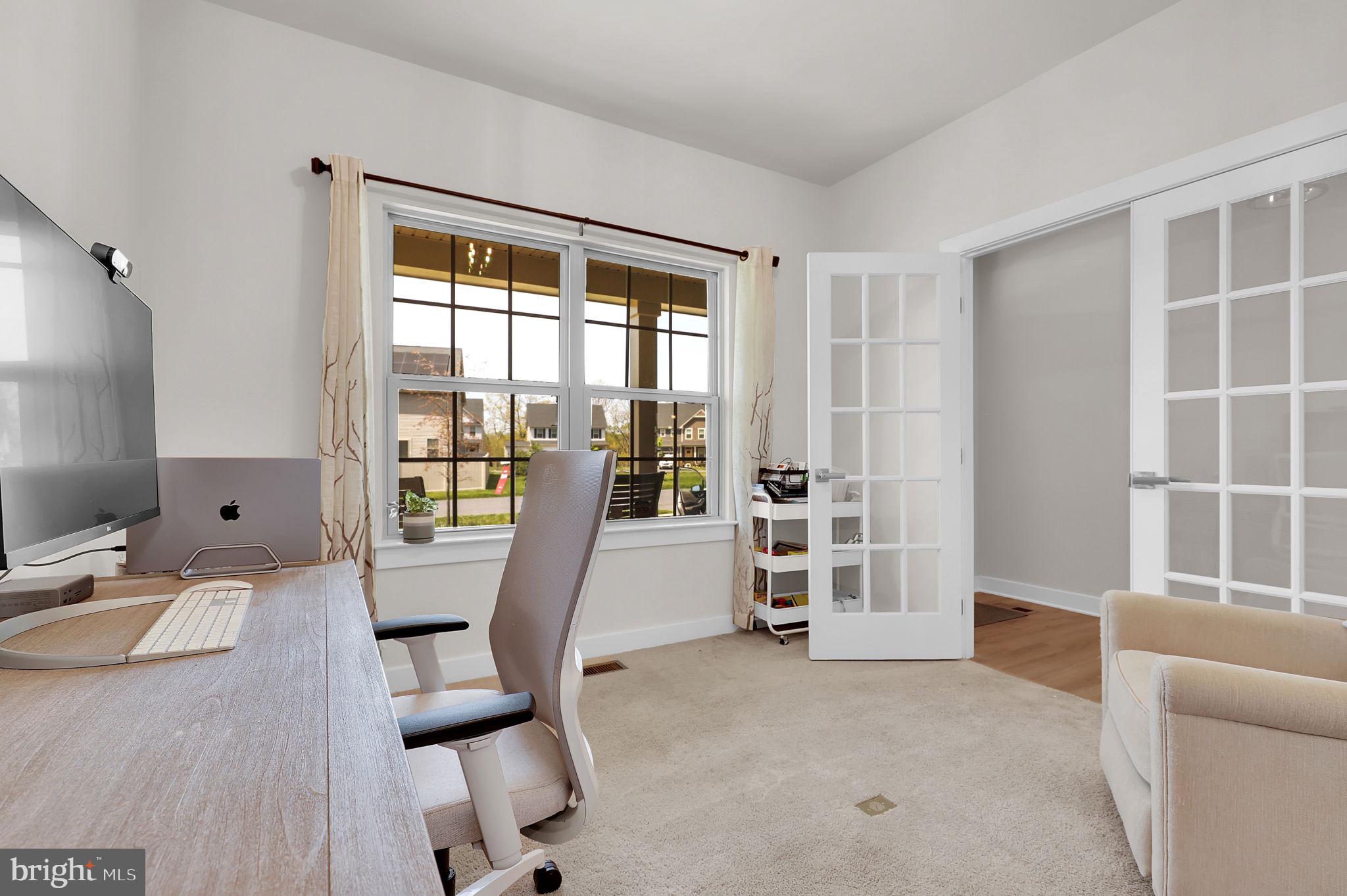 LAKE LINGANORE EAGLEHEAD - Residential