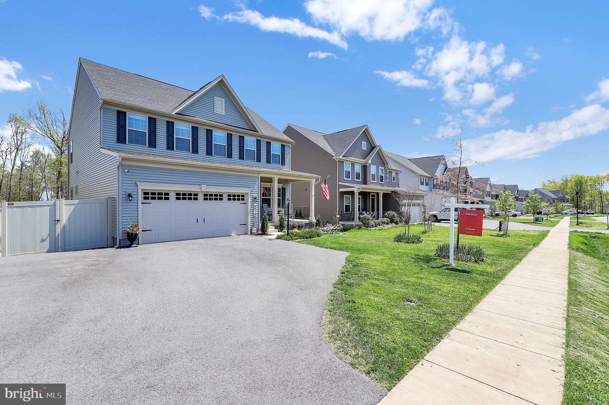 LAKE LINGANORE EAGLEHEAD - Residential