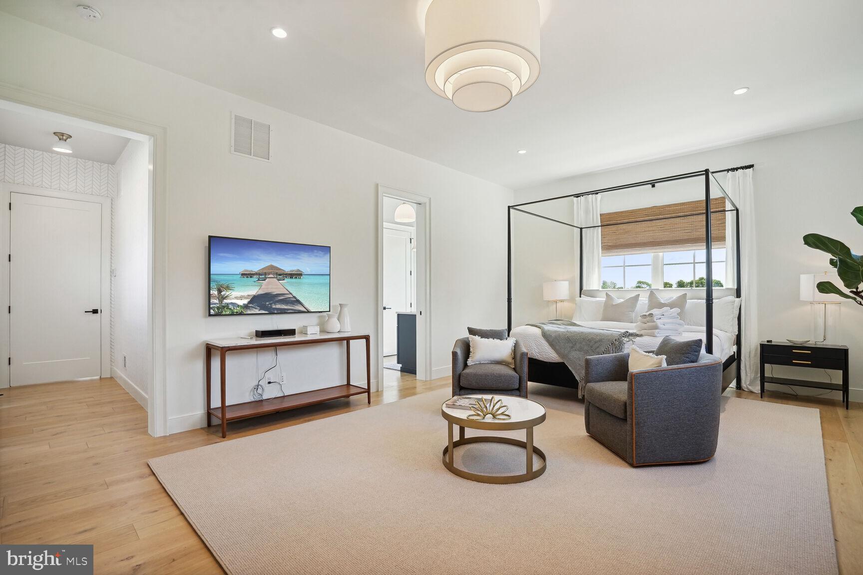 RESIDENCES AT SALAMANDER - Residential