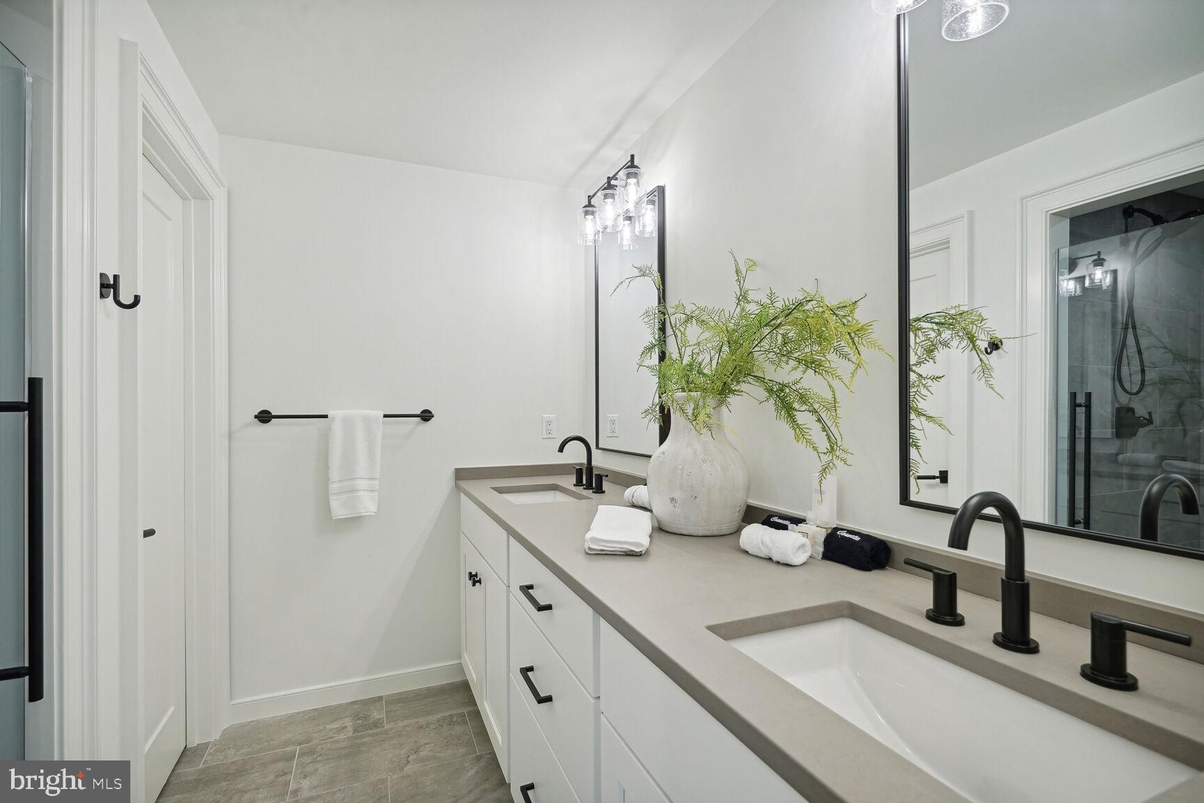 RESIDENCES AT SALAMANDER - Residential