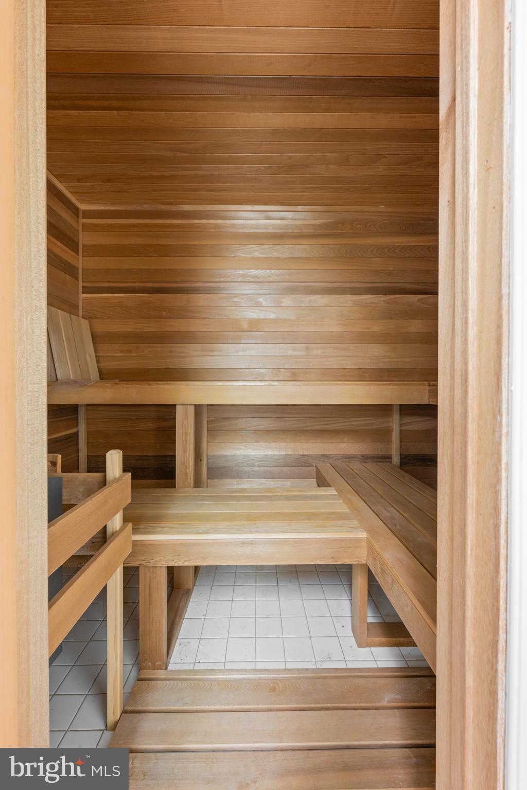 BREYER WOODS - Residential