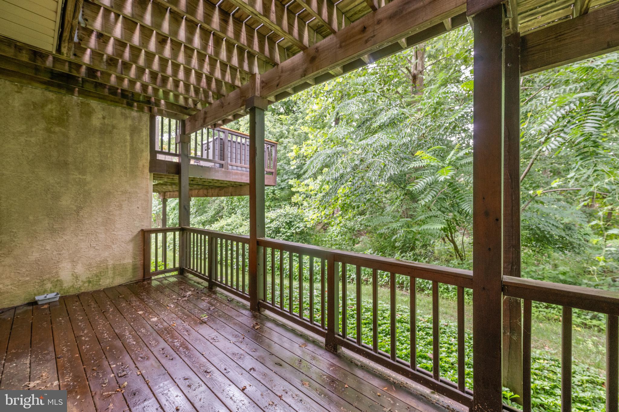BREYER WOODS - Residential