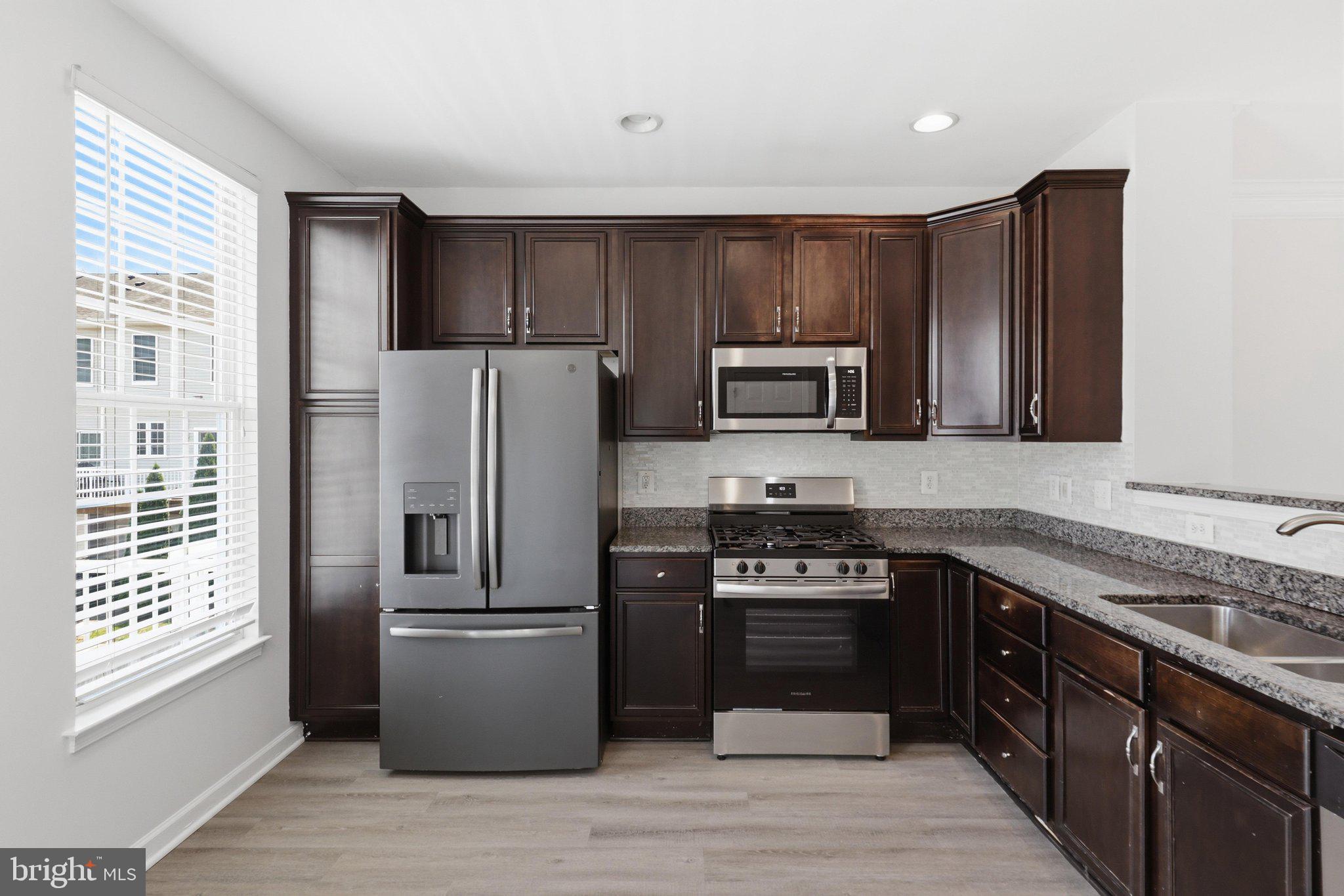 AMBERLEA AT SOUTH RIDING - Residential
