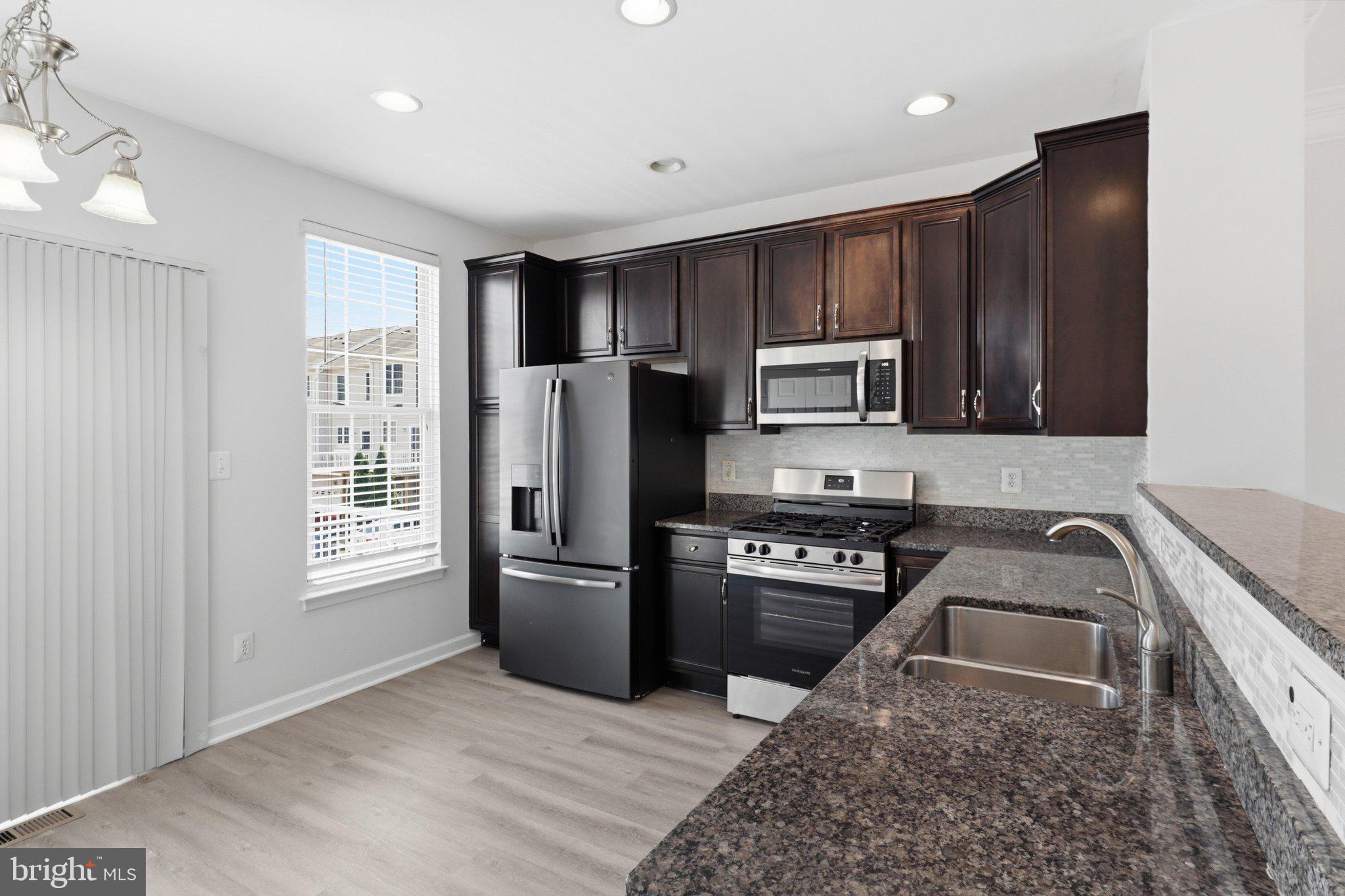 AMBERLEA AT SOUTH RIDING - Residential
