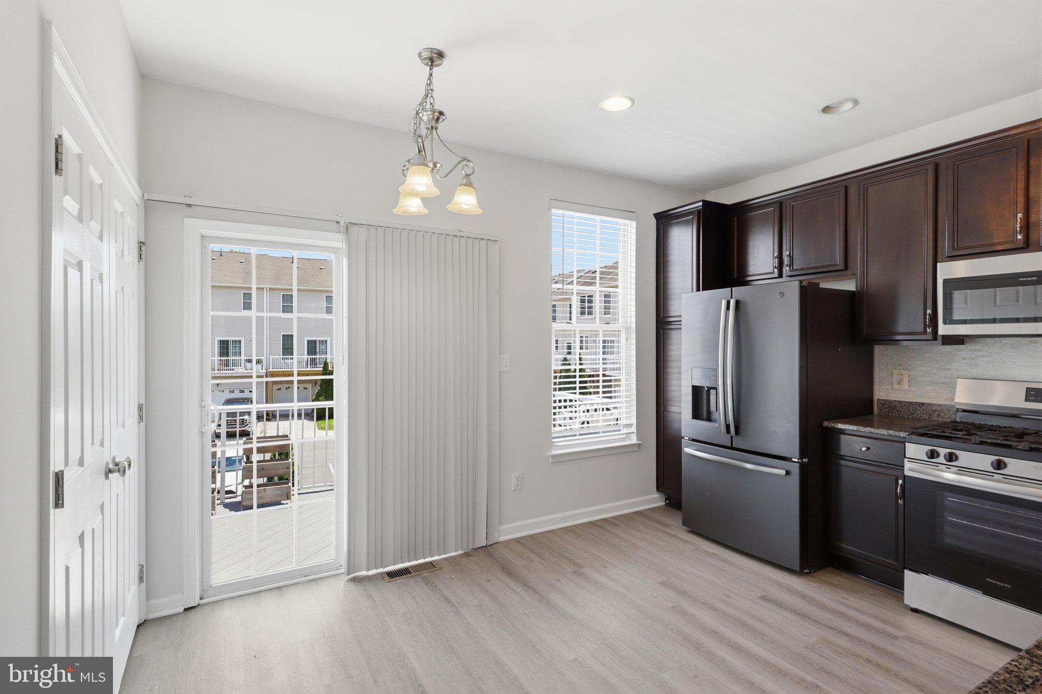 AMBERLEA AT SOUTH RIDING - Residential