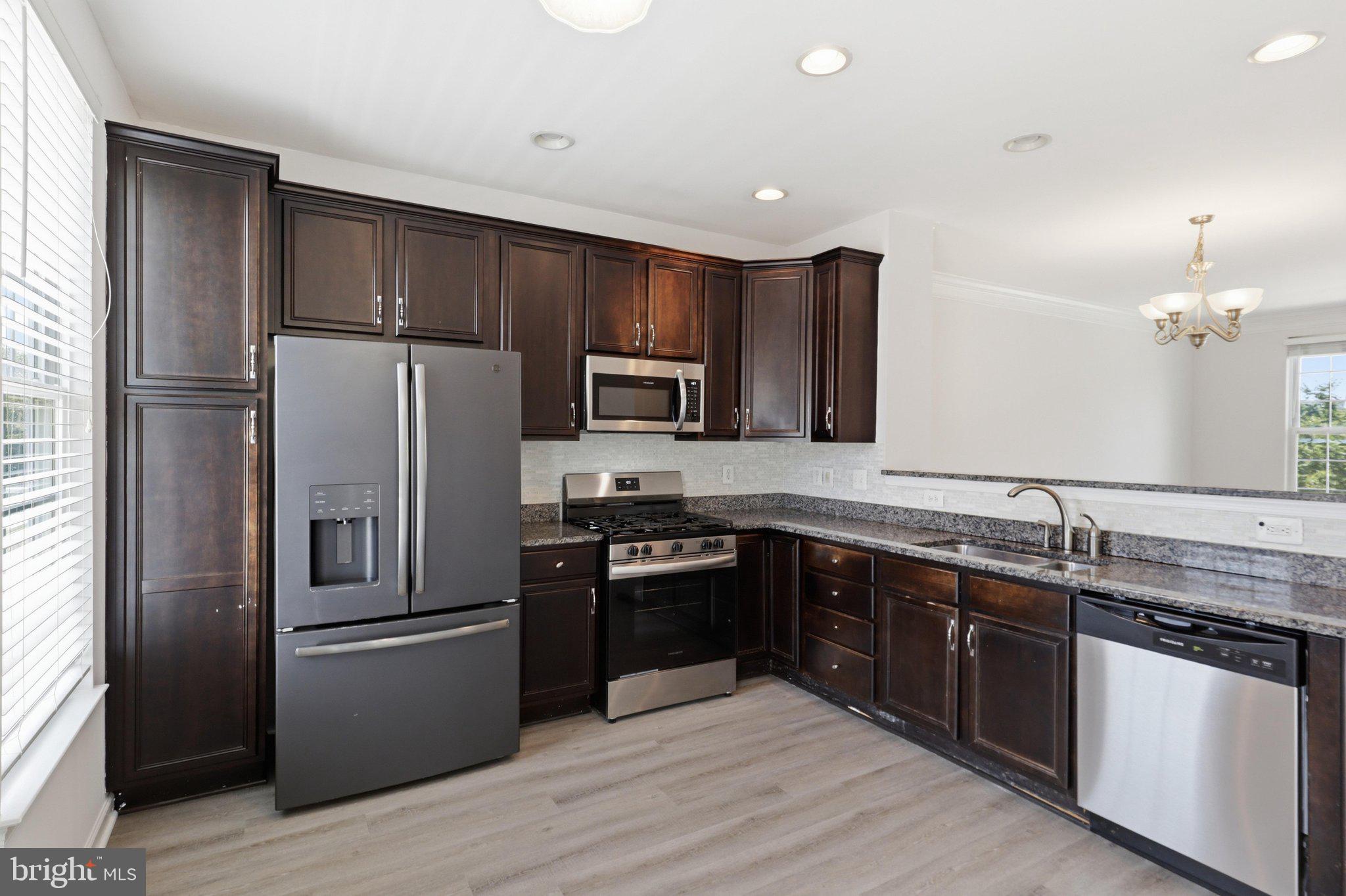 AMBERLEA AT SOUTH RIDING - Residential
