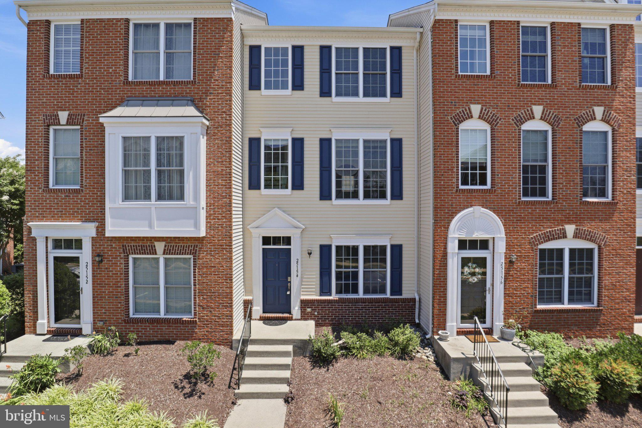 AMBERLEA AT SOUTH RIDING - Residential
