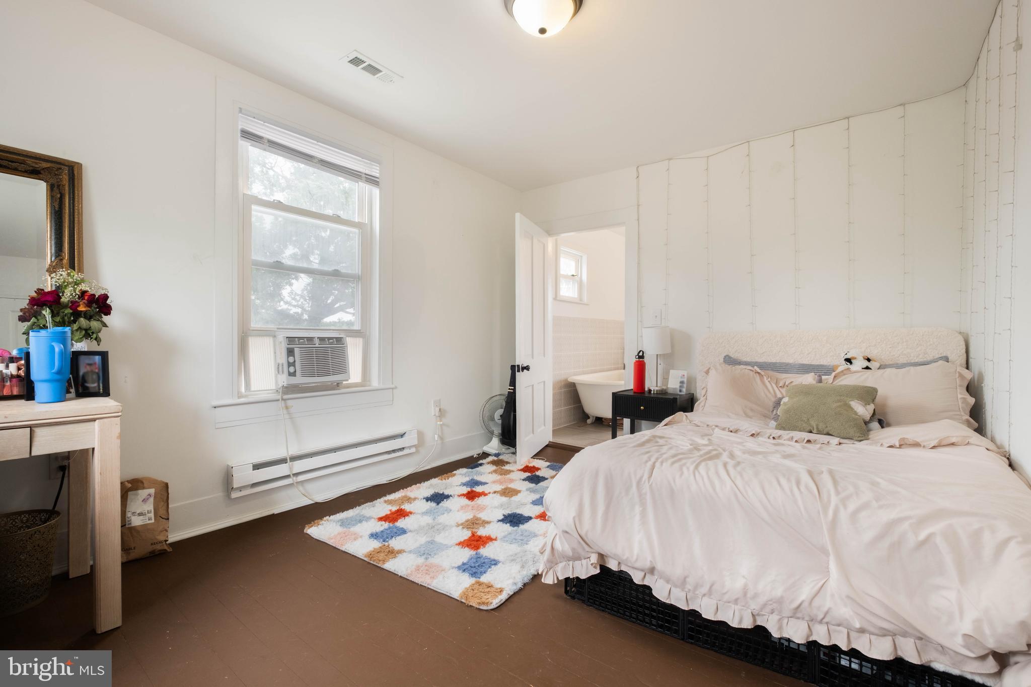 OAKLAND - Residential