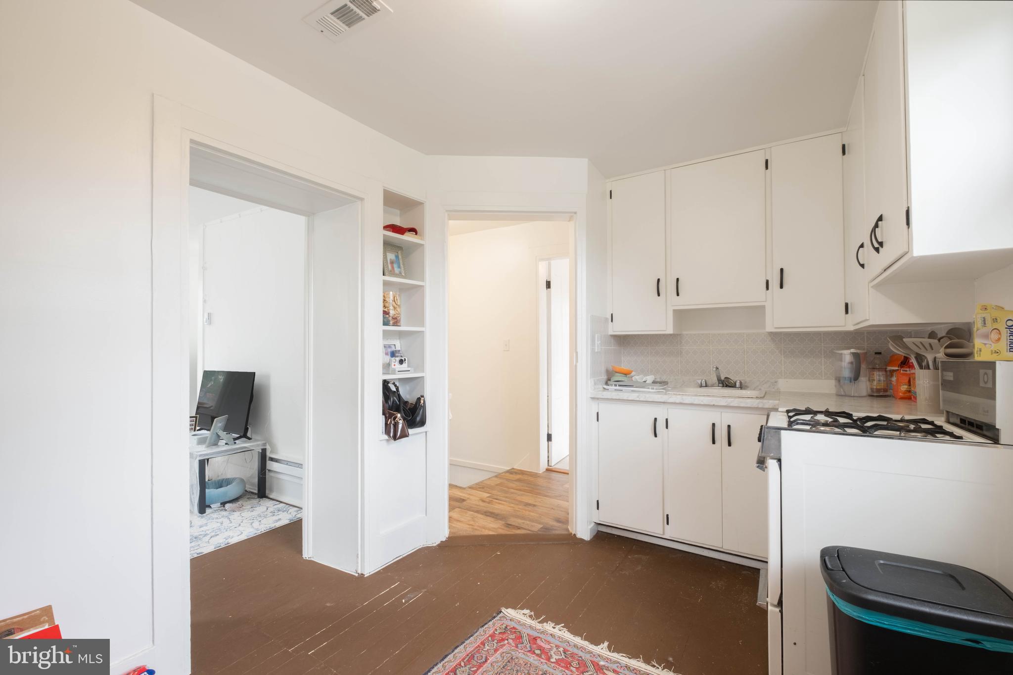 OAKLAND - Residential