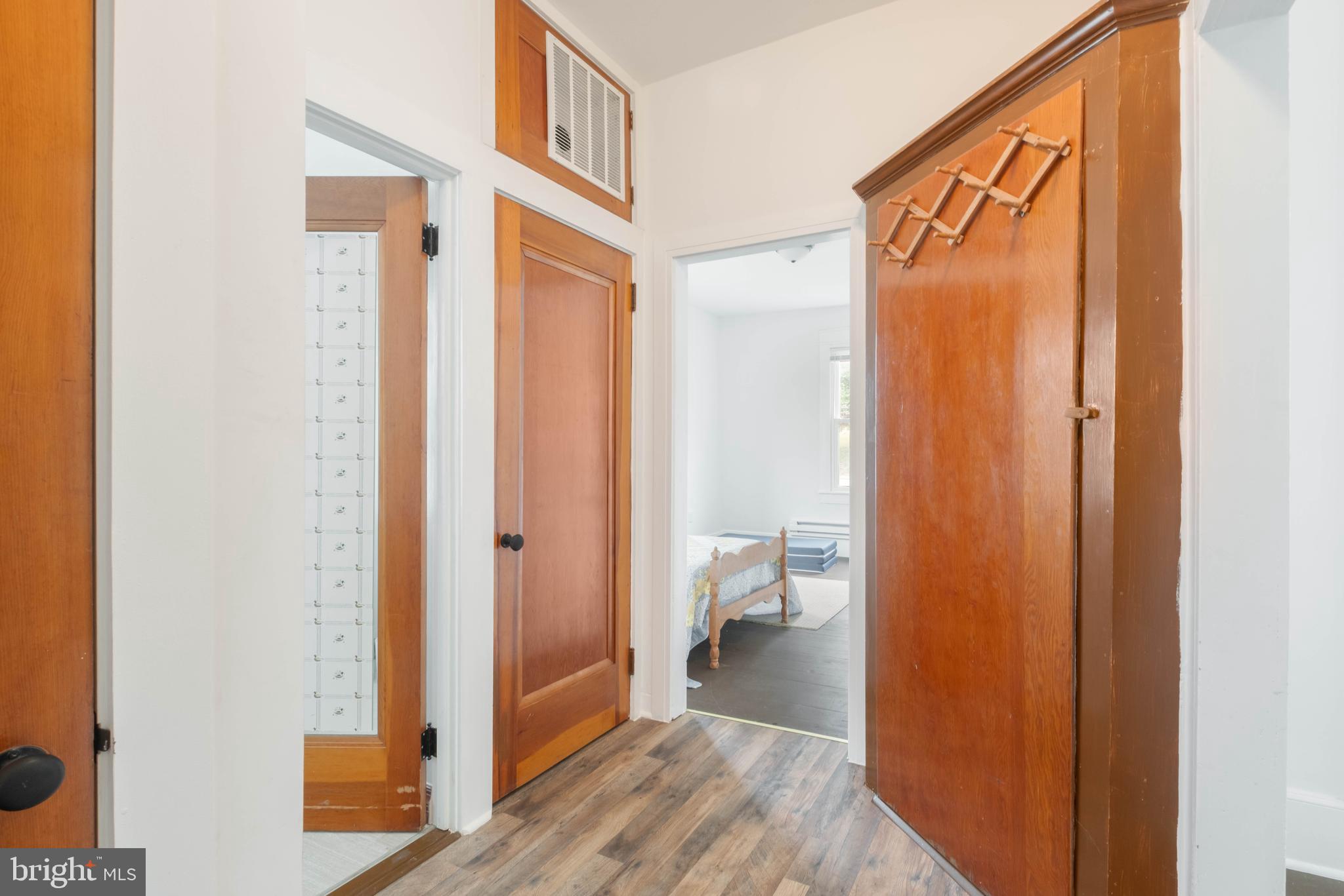 OAKLAND - Residential
