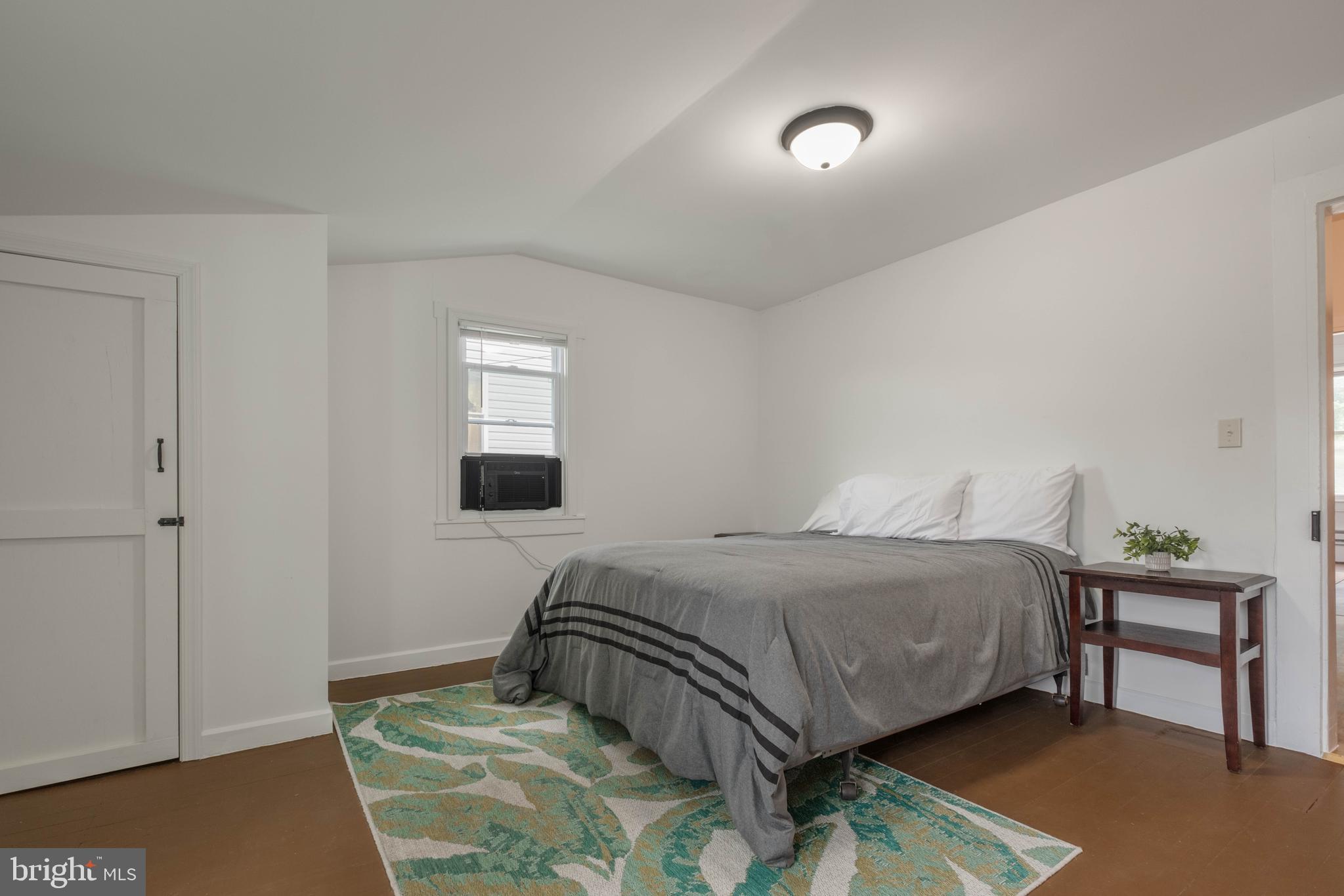 OAKLAND - Residential