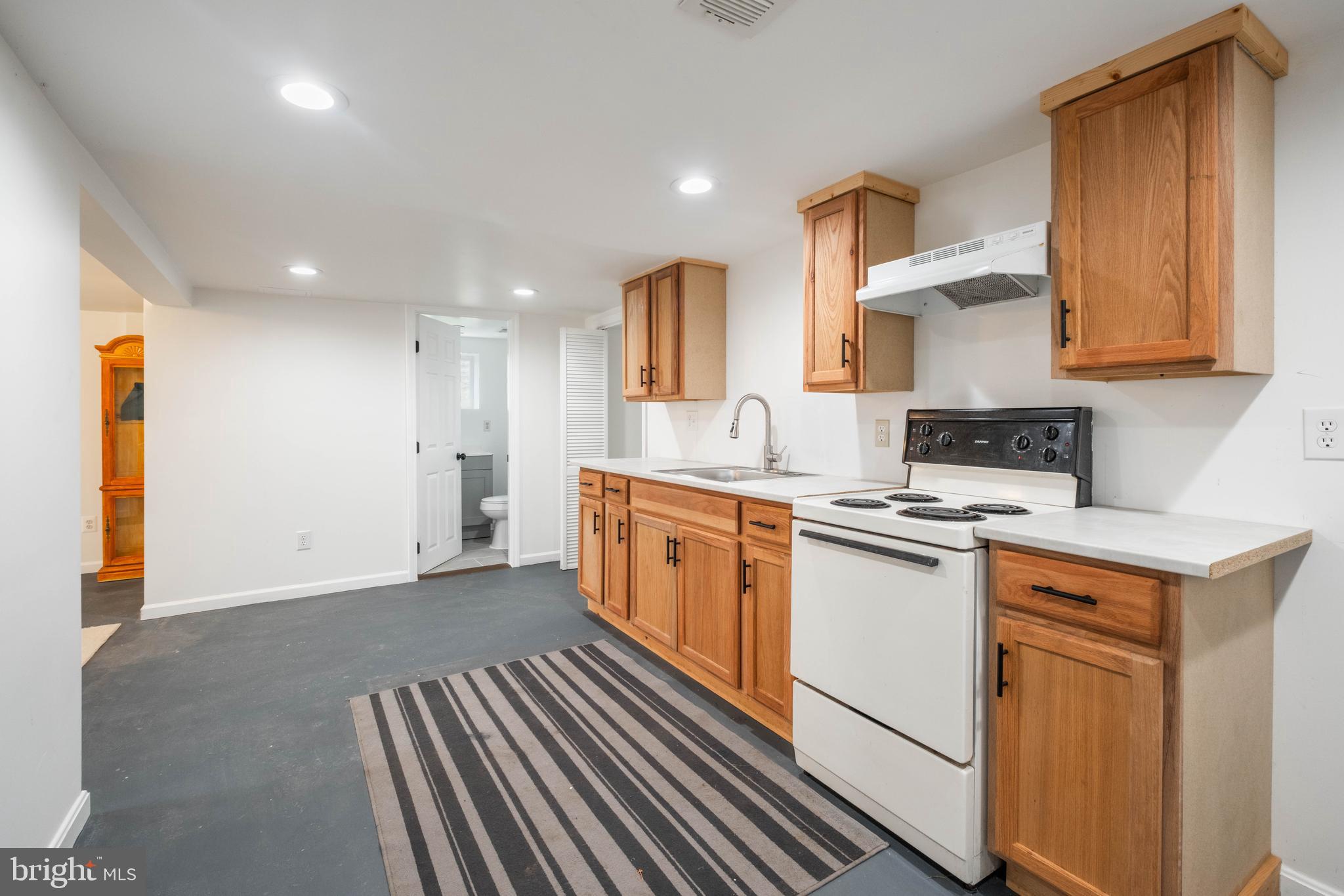 OAKLAND - Residential