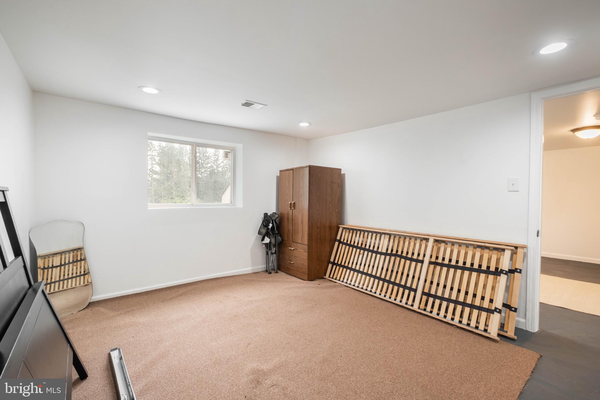 OAKLAND - Residential