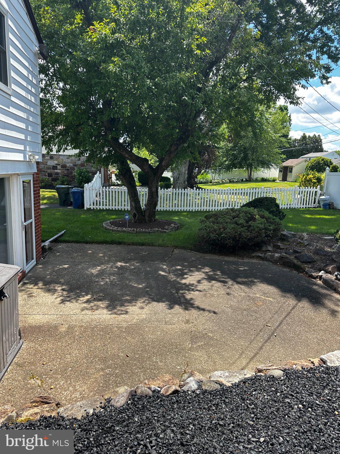 JUNE MEADOWS - Residential