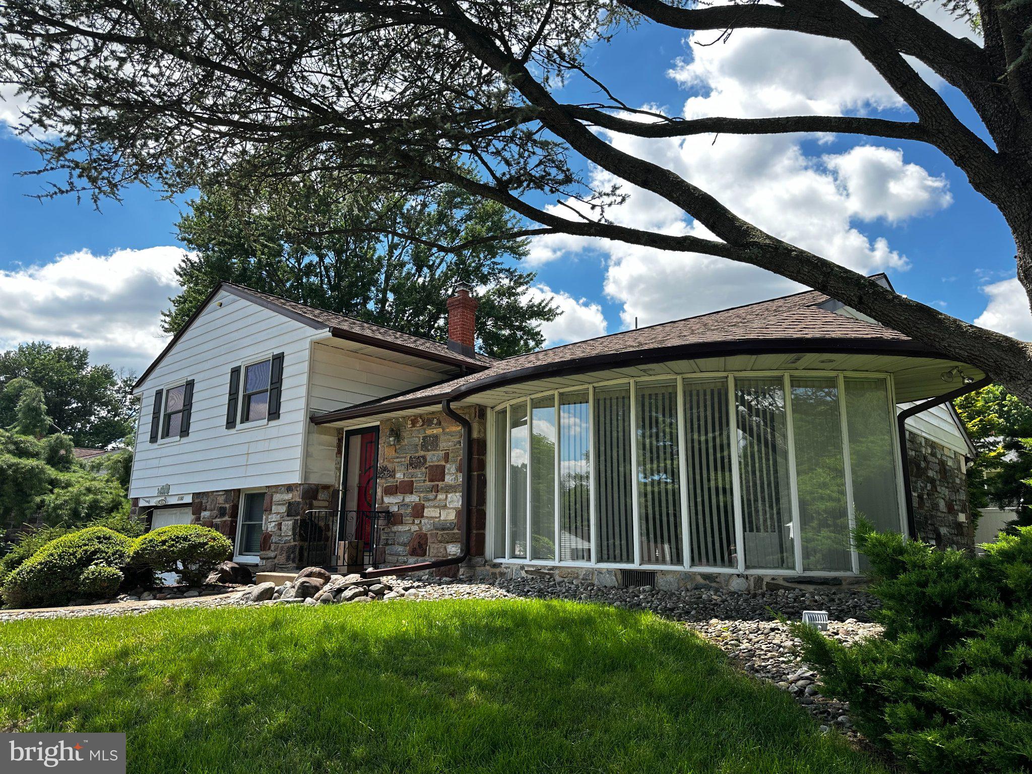 JUNE MEADOWS - Residential
