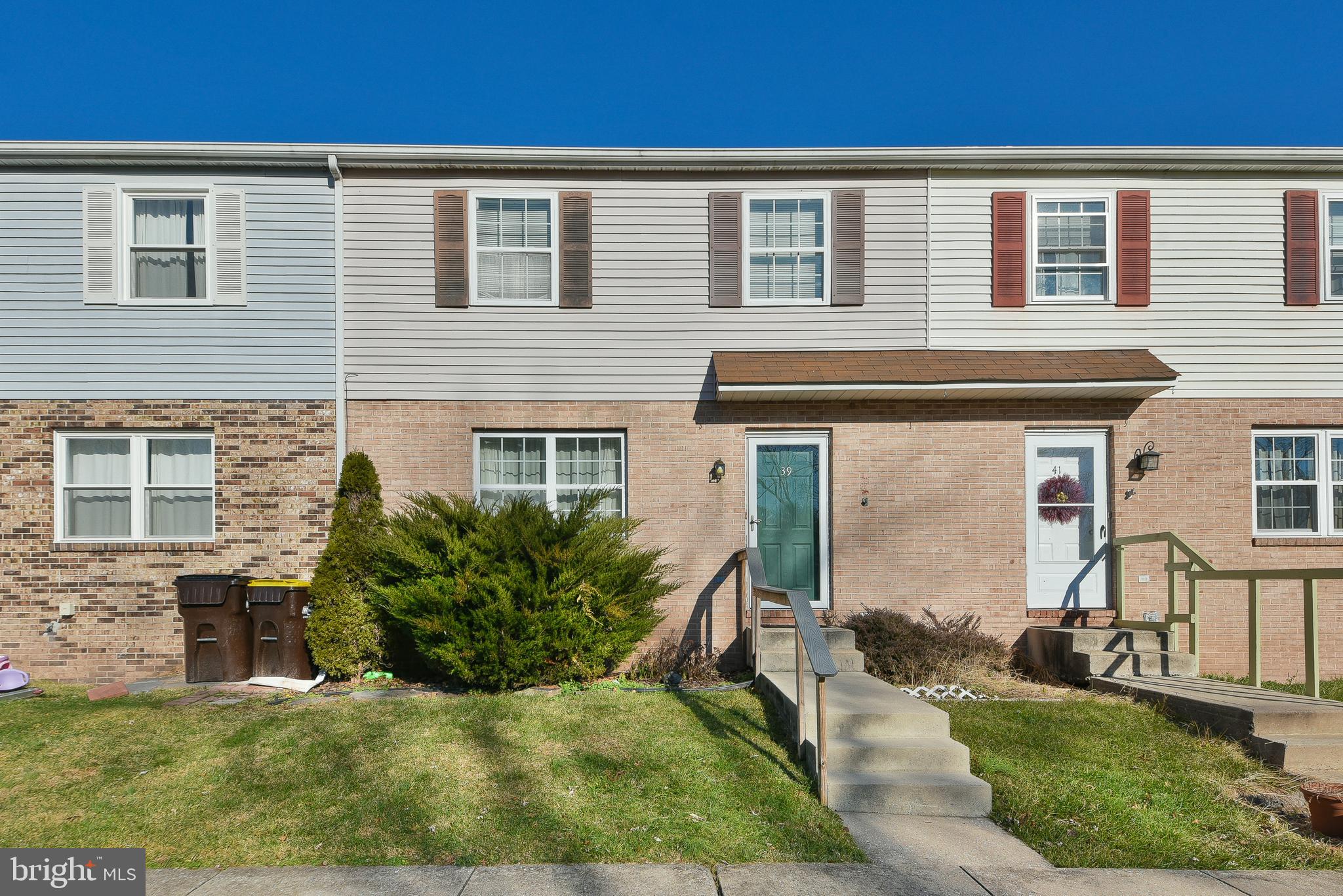 Three bedroom townhouse minutes from Quakertown and PA turnpike. Full finished basement, outdoor space, and small deck off of dining area. New flooring and repainted, ready for move in.