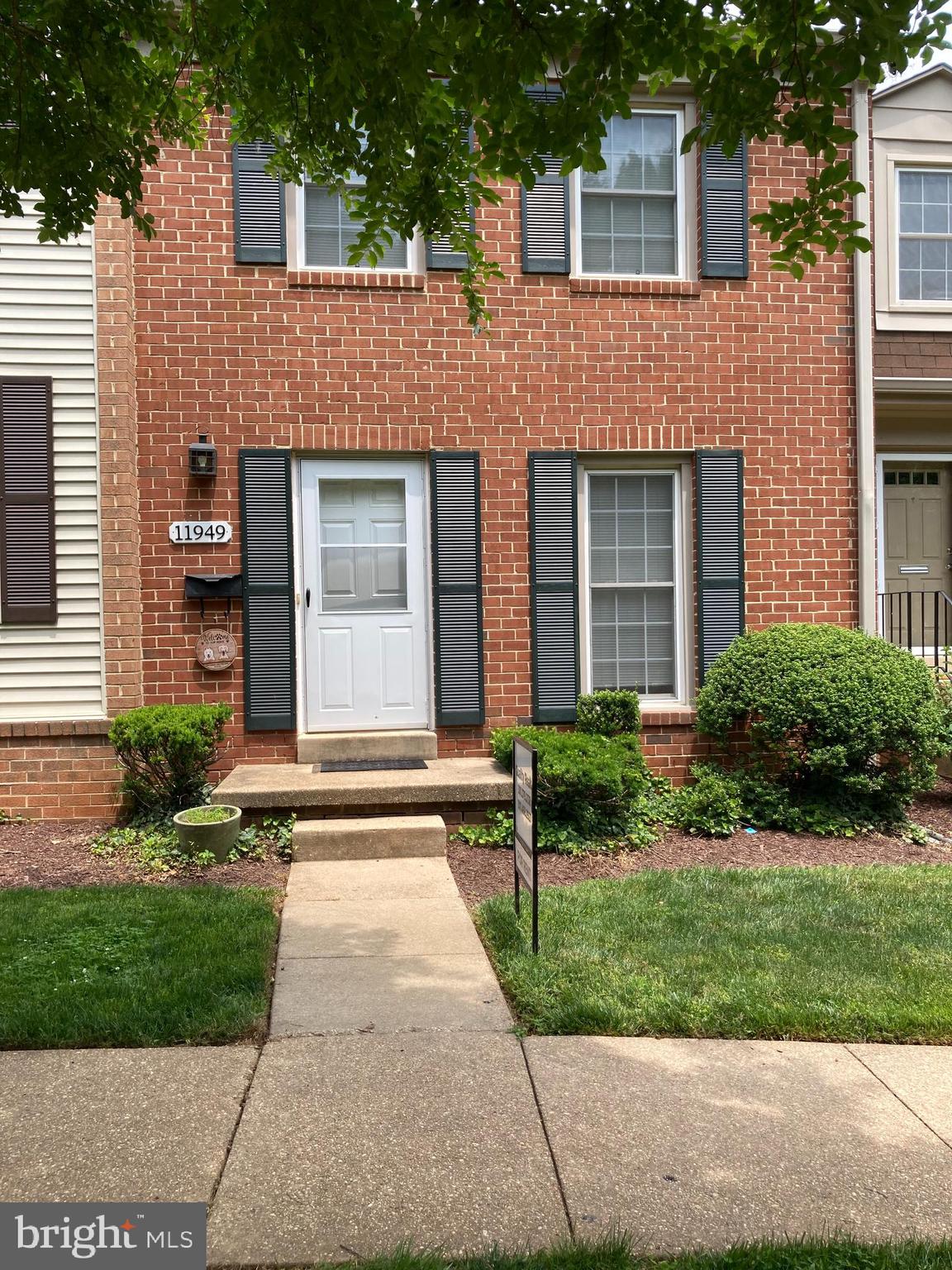 MONTROSE WOODS - Residential