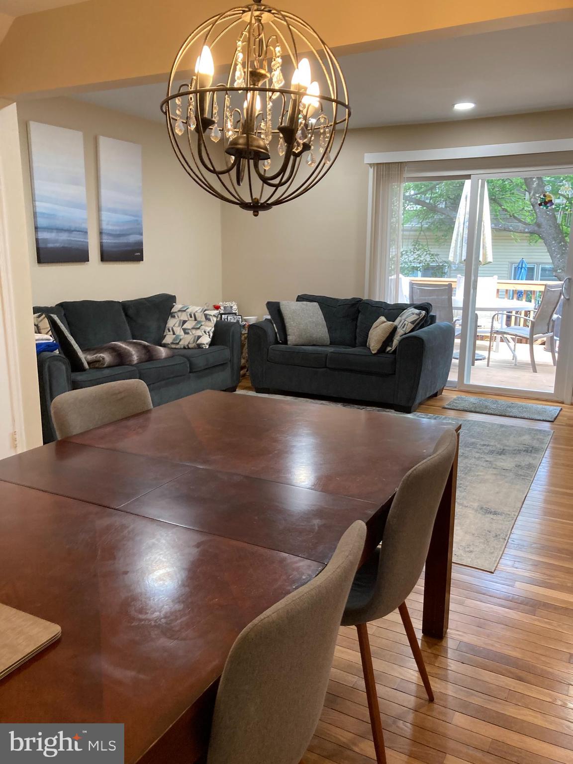 MONTROSE WOODS - Residential