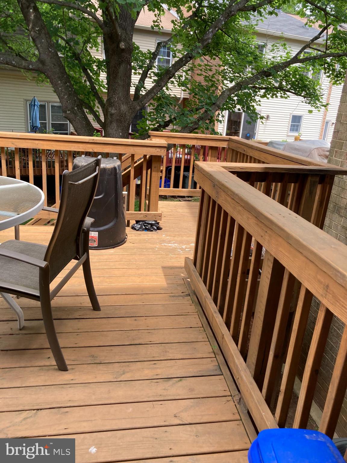 MONTROSE WOODS - Residential