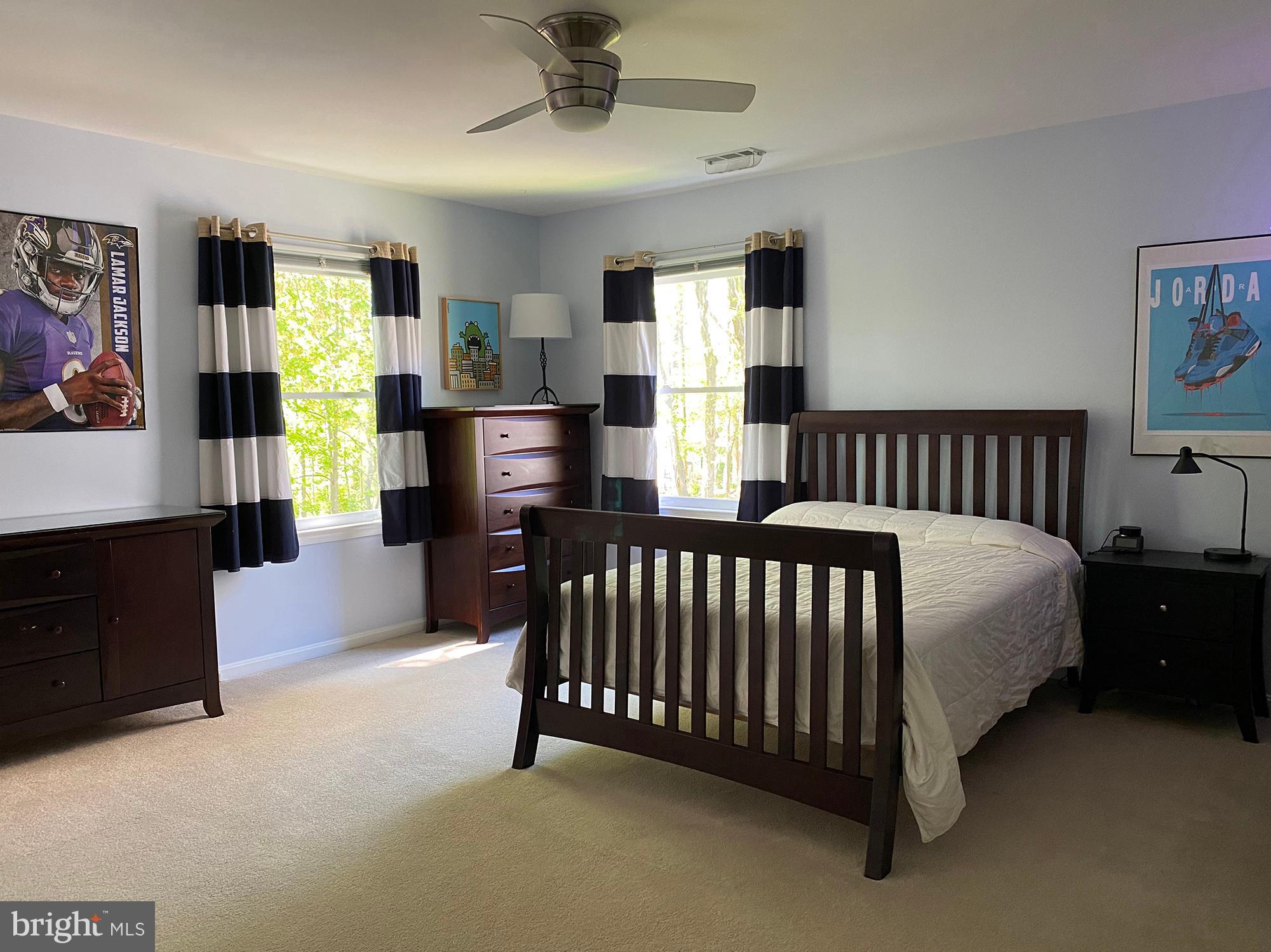 SHERWOOD FOREST MANOR - Residential