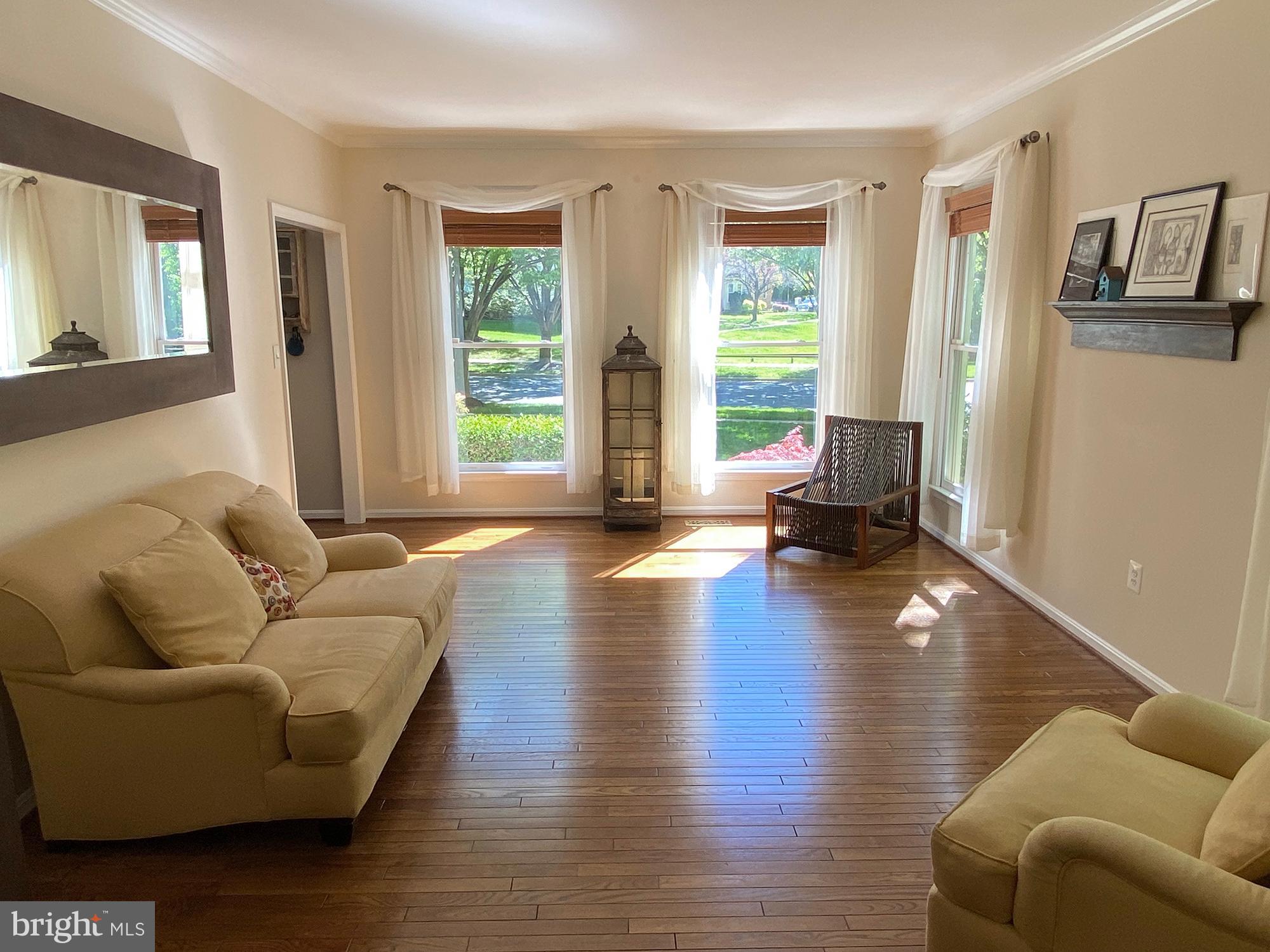 SHERWOOD FOREST MANOR - Residential