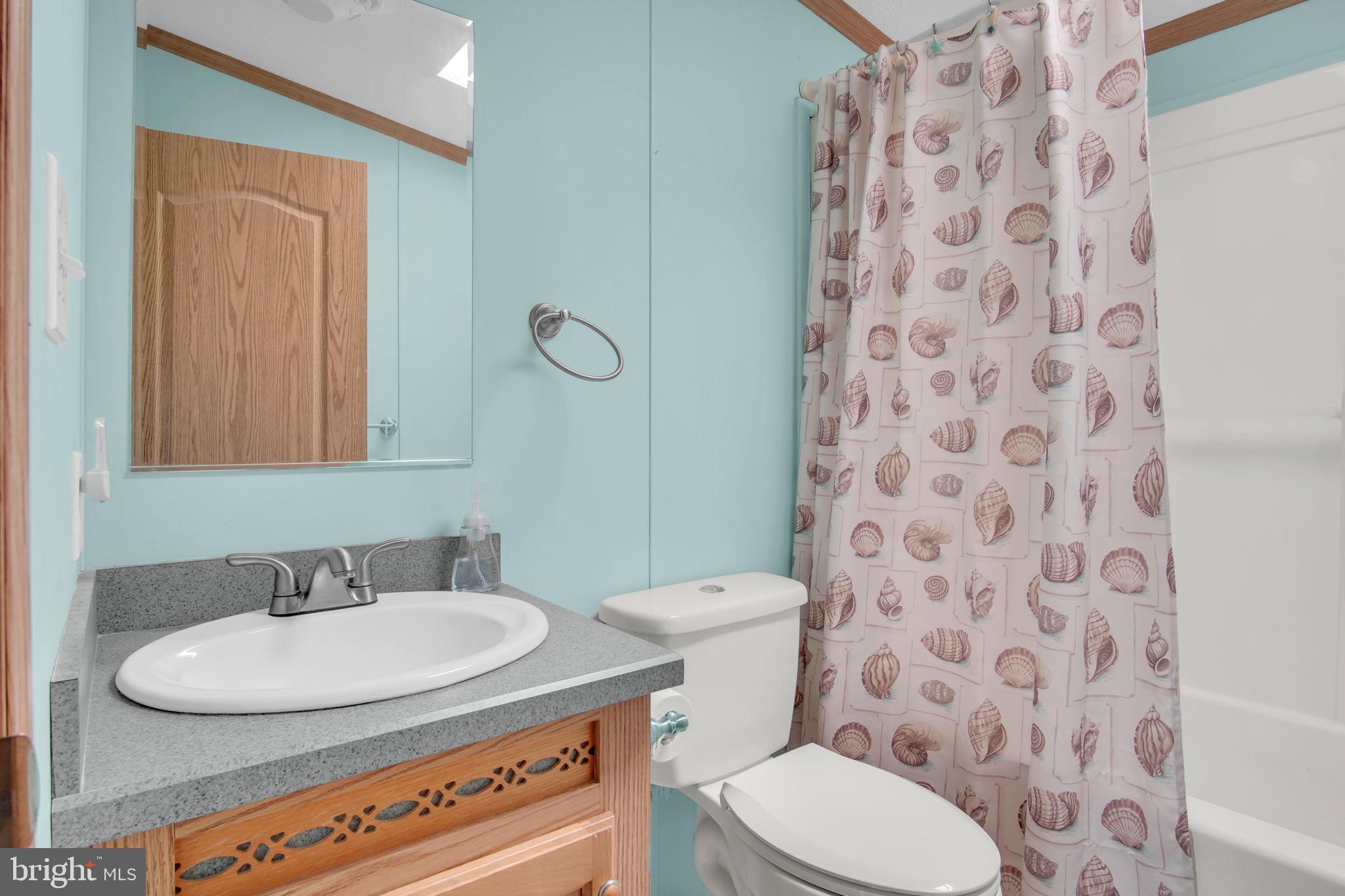 OAK RIDGE ESTATES - Residential
