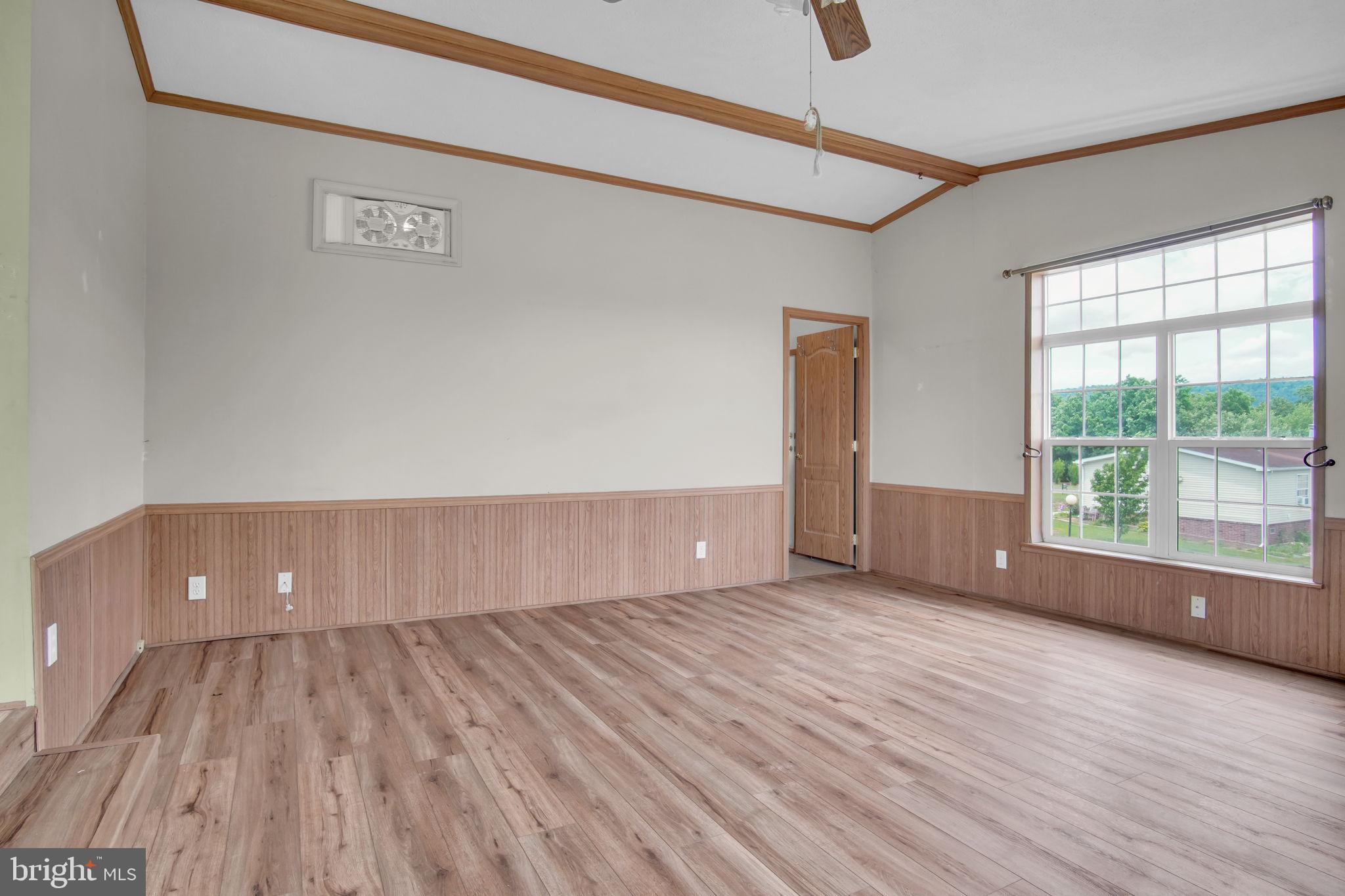 OAK RIDGE ESTATES - Residential