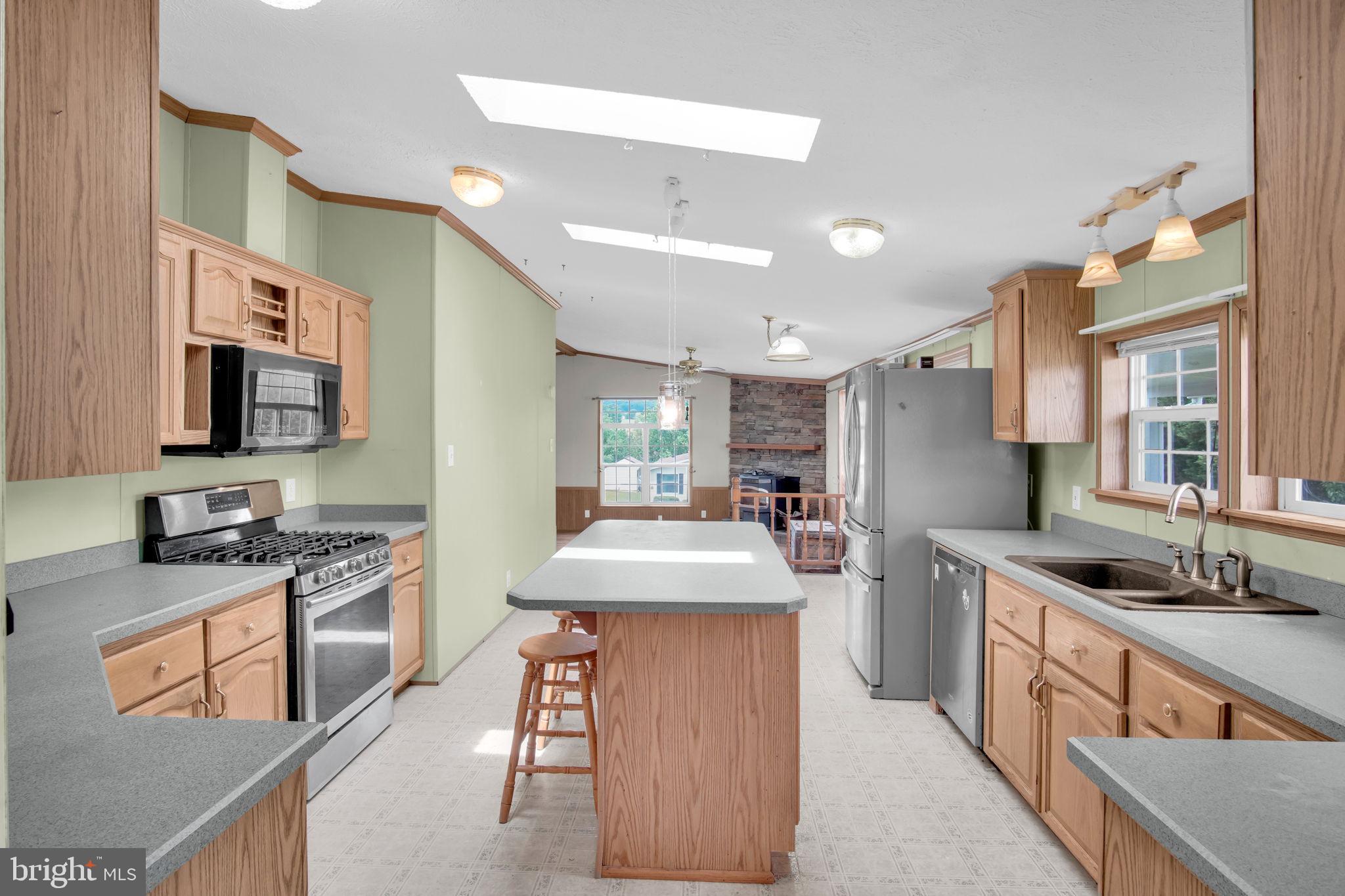 OAK RIDGE ESTATES - Residential