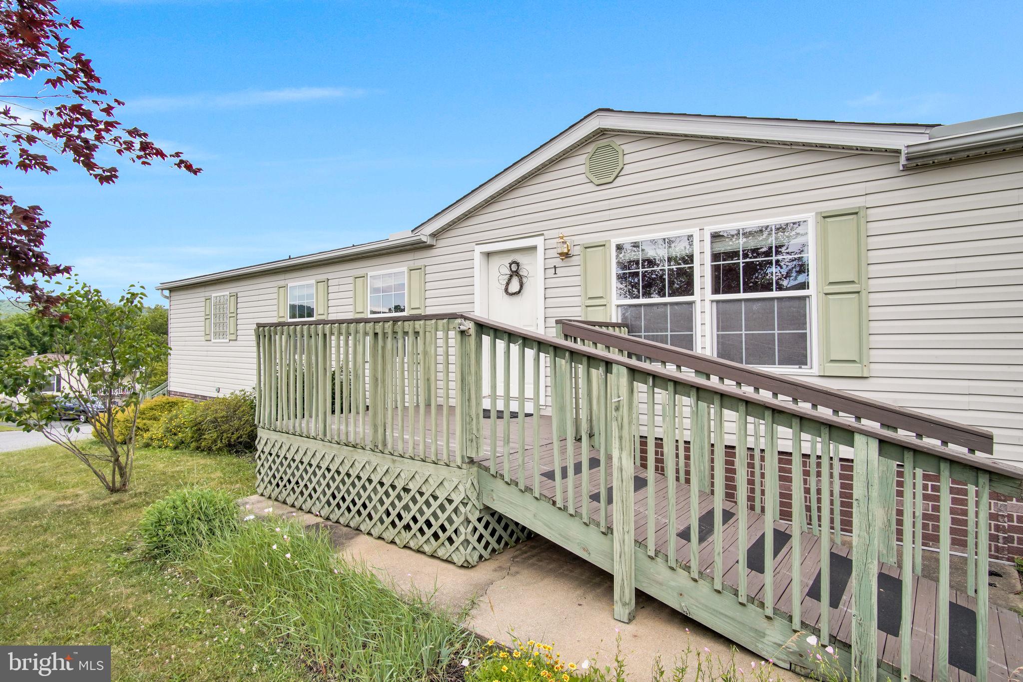 OAK RIDGE ESTATES - Residential