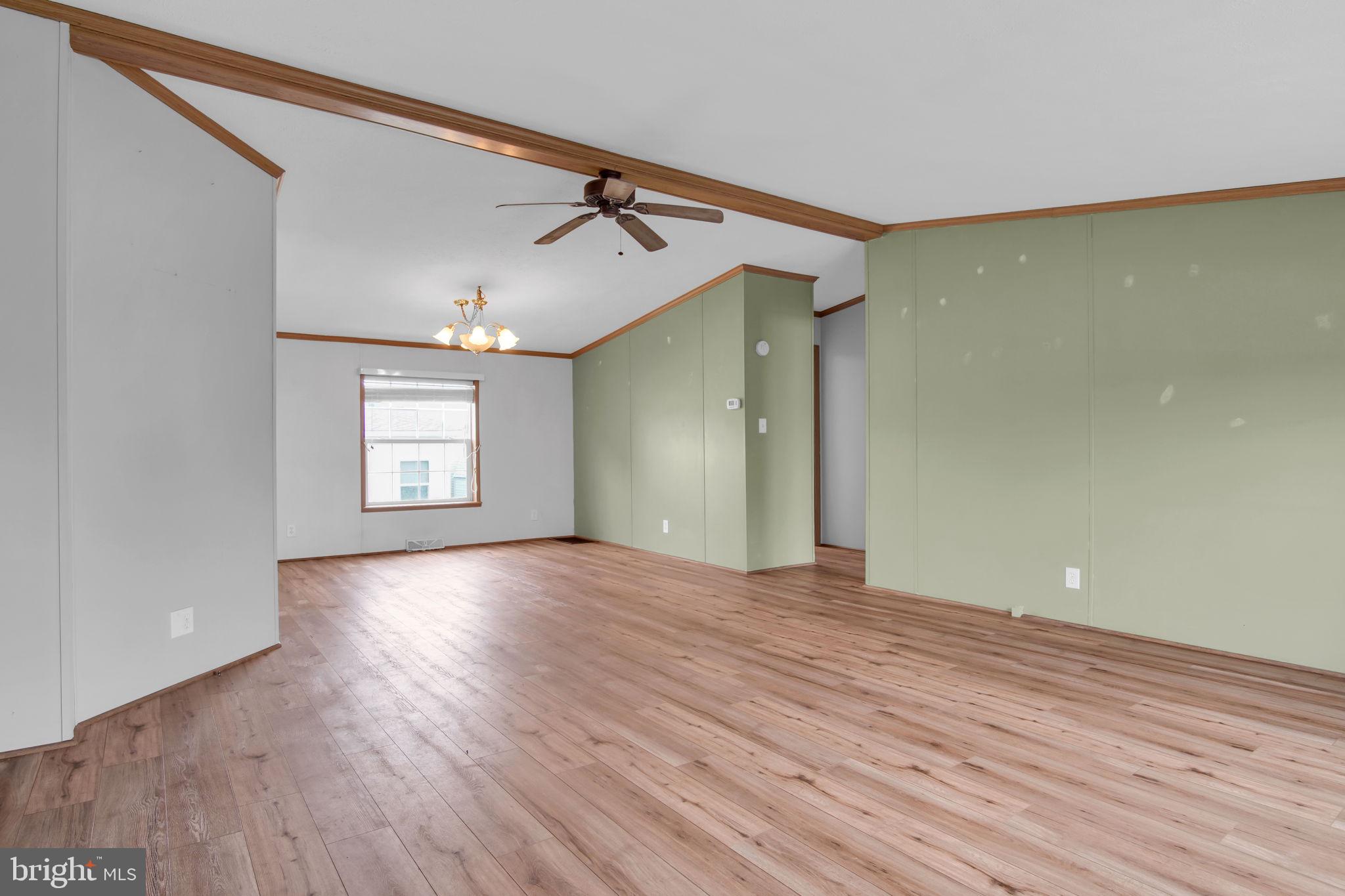 OAK RIDGE ESTATES - Residential