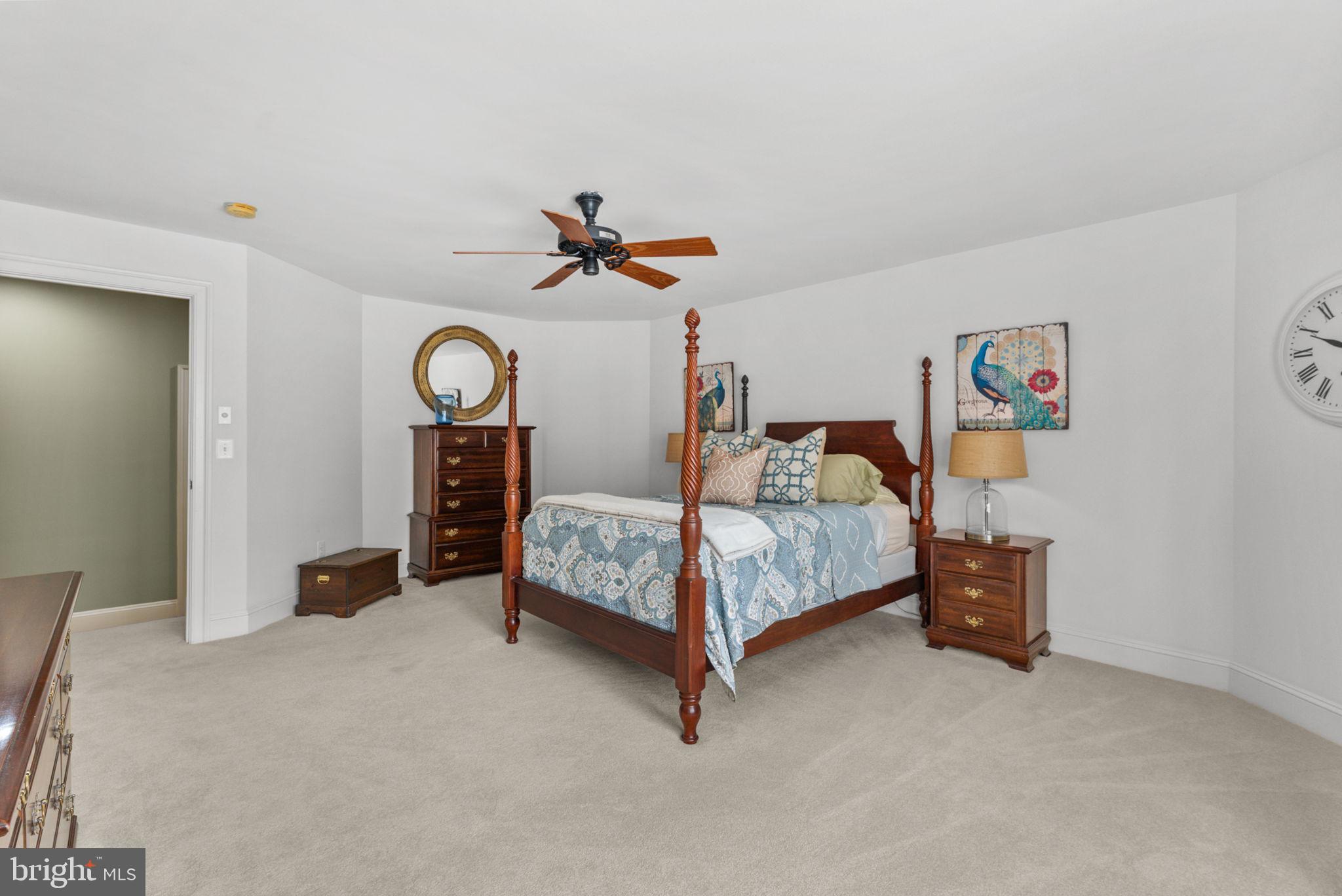 CEDAR CREST - Residential
