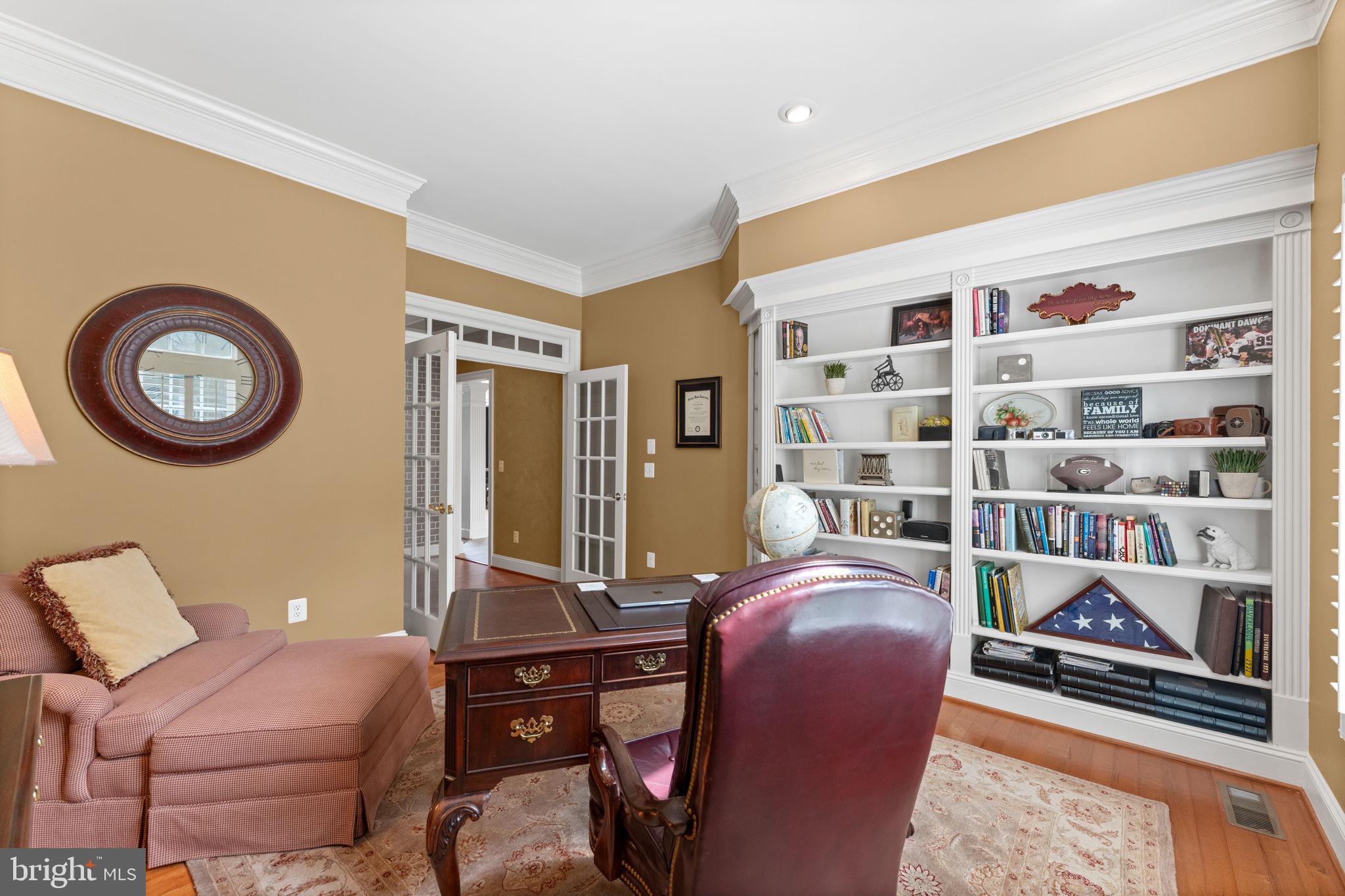 CEDAR CREST - Residential