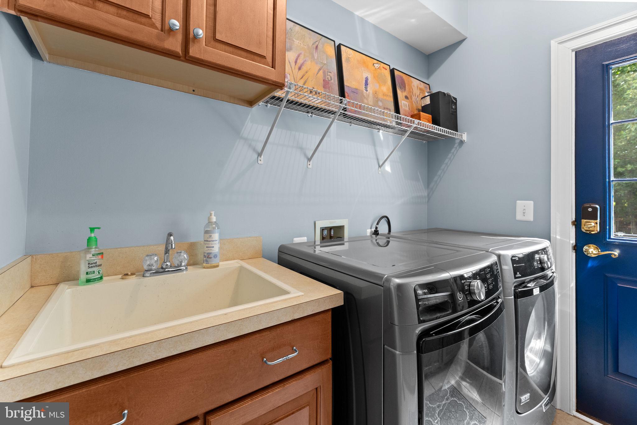 CEDAR CREST - Residential