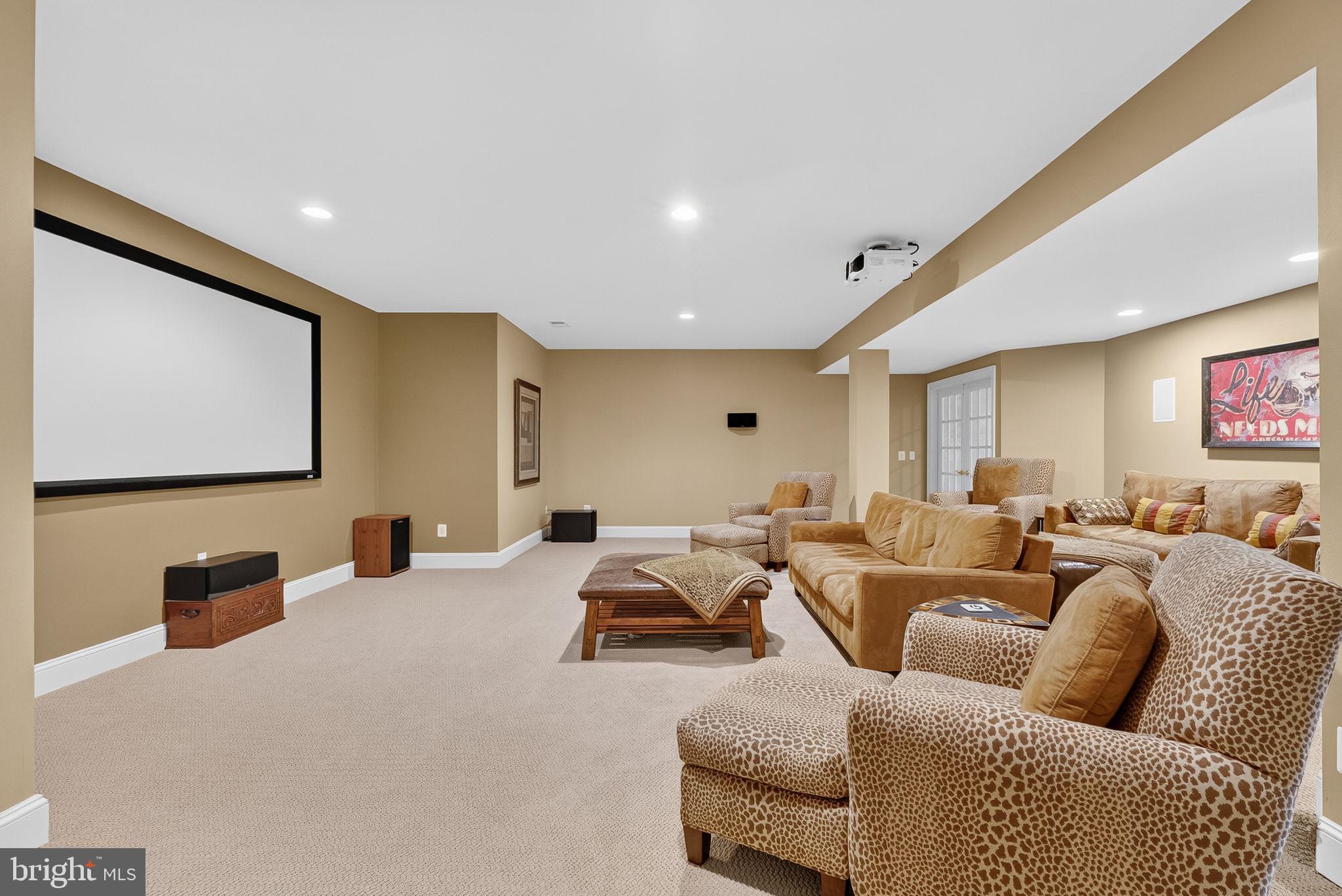 CEDAR CREST - Residential