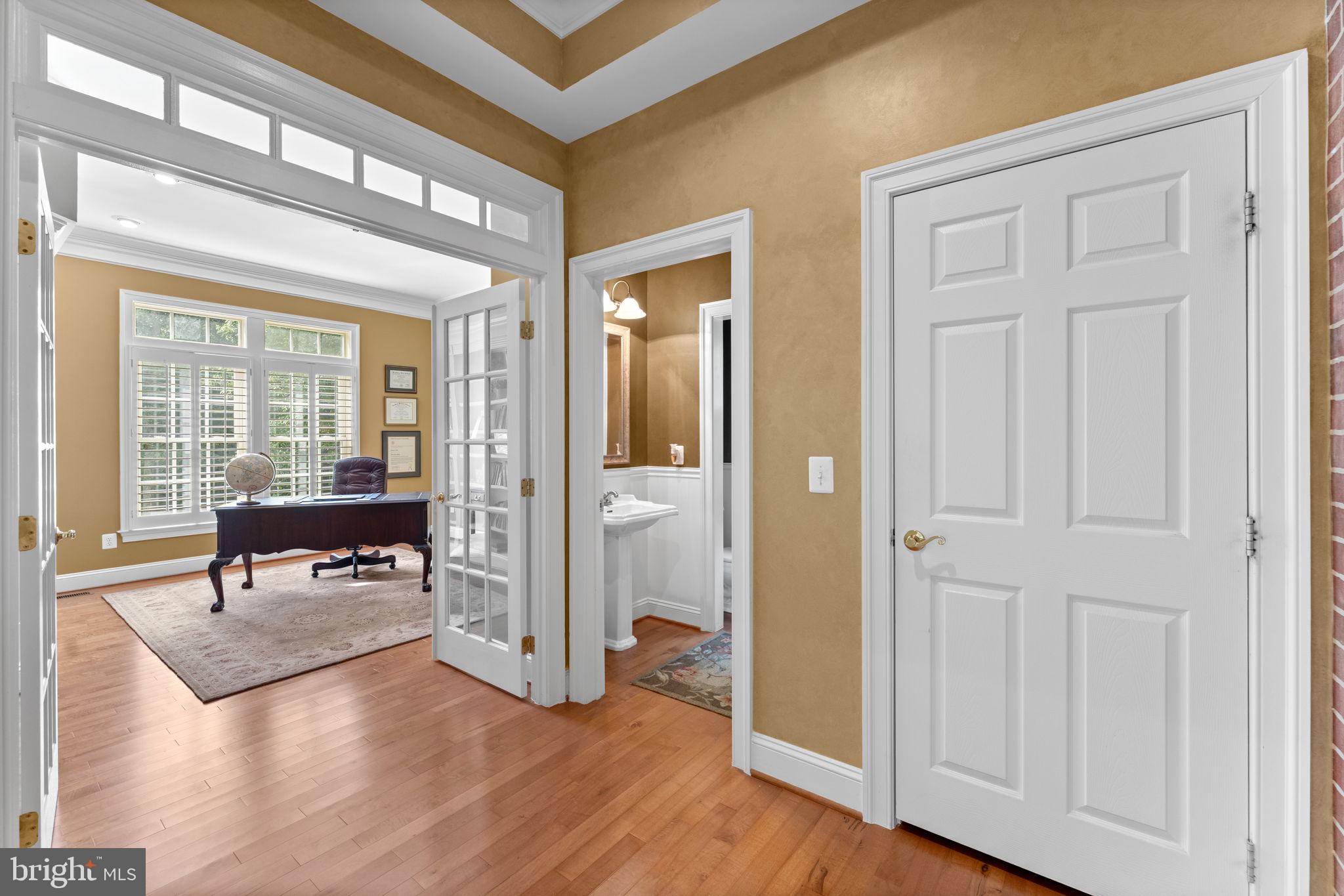 CEDAR CREST - Residential