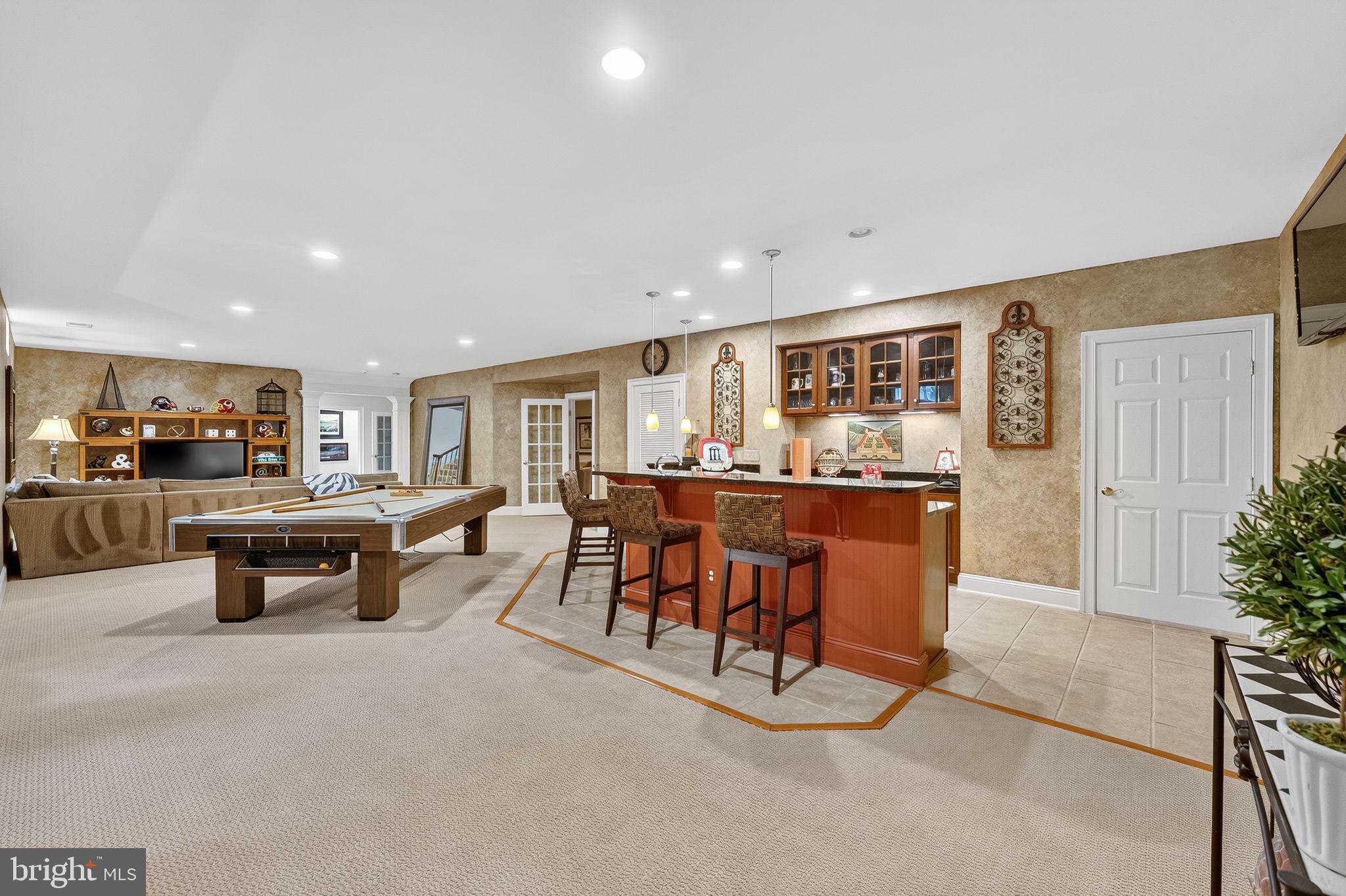 CEDAR CREST - Residential