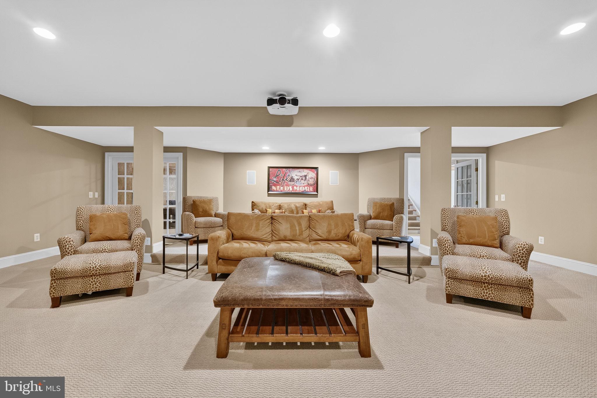 CEDAR CREST - Residential