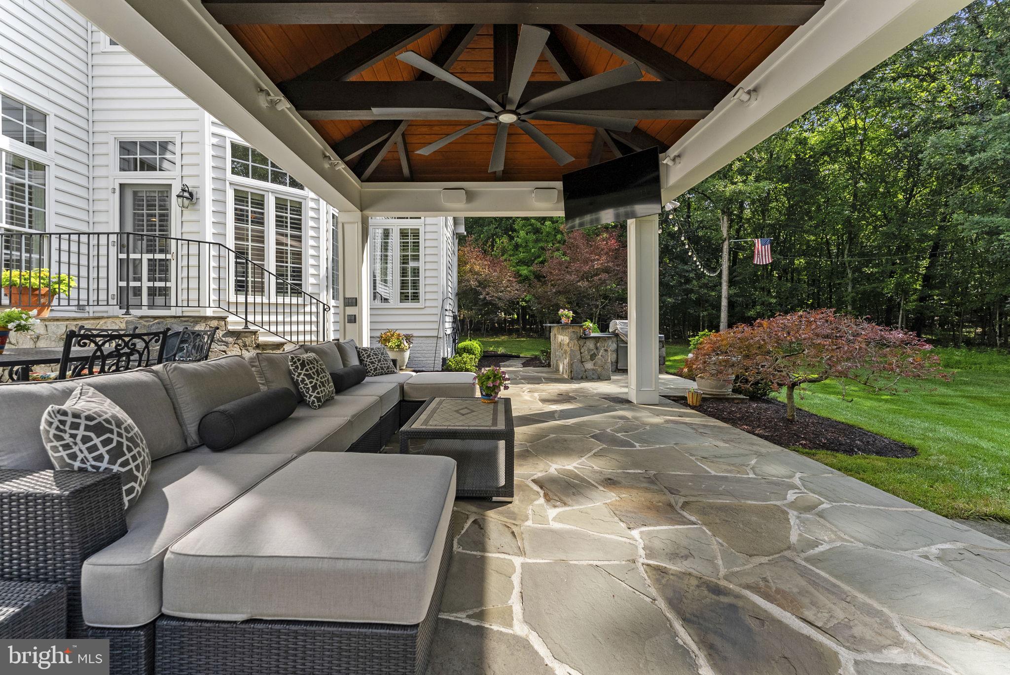 CEDAR CREST - Residential