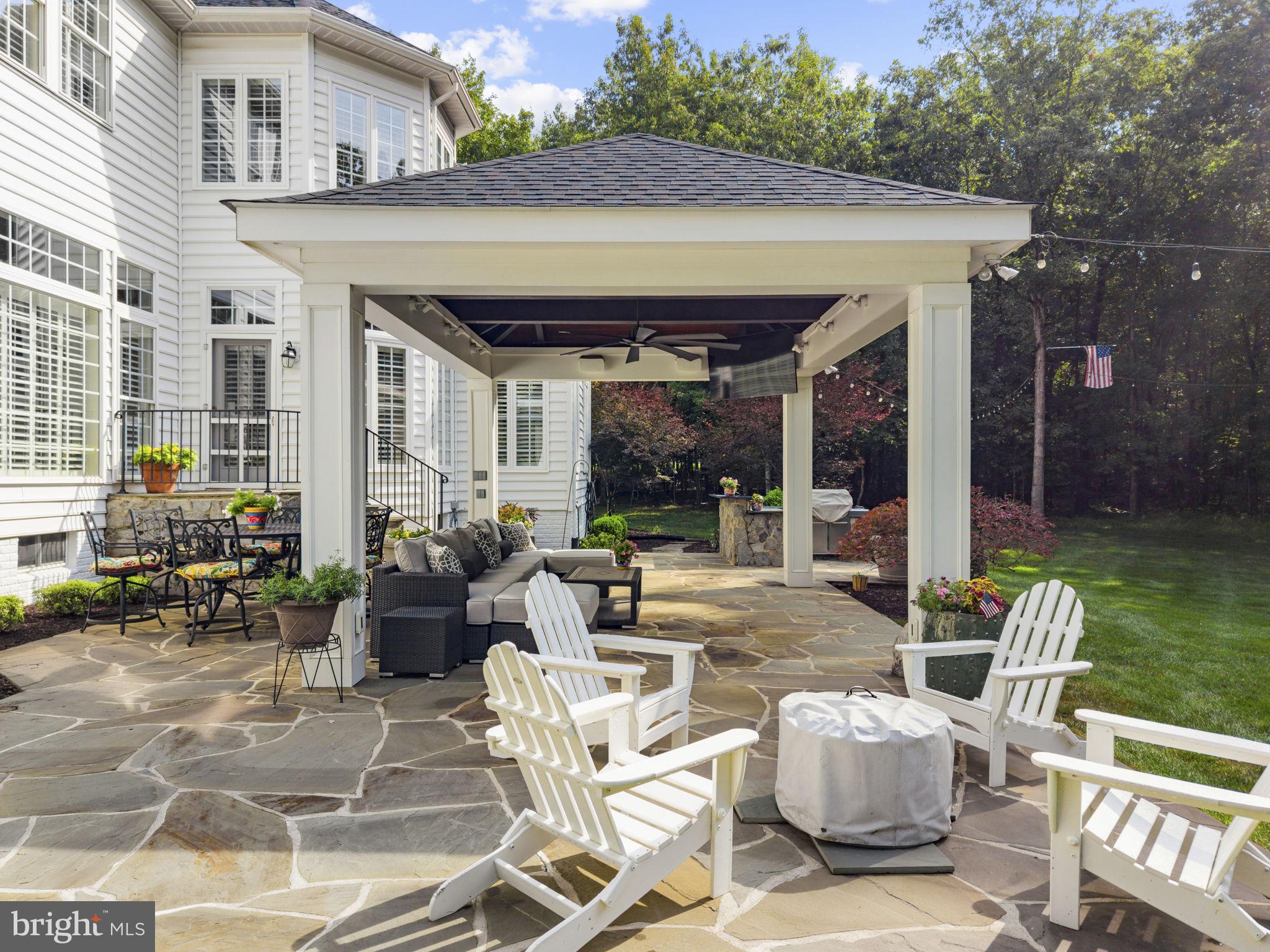 CEDAR CREST - Residential