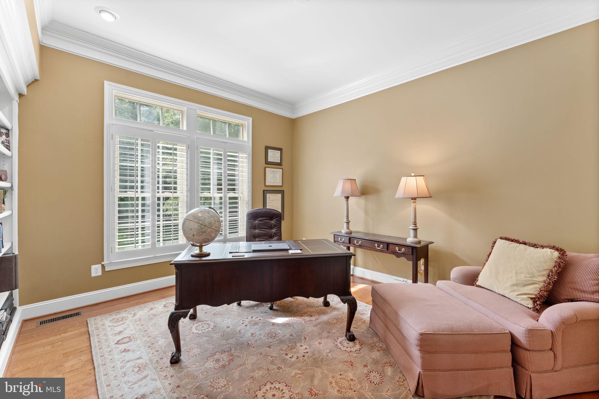 CEDAR CREST - Residential