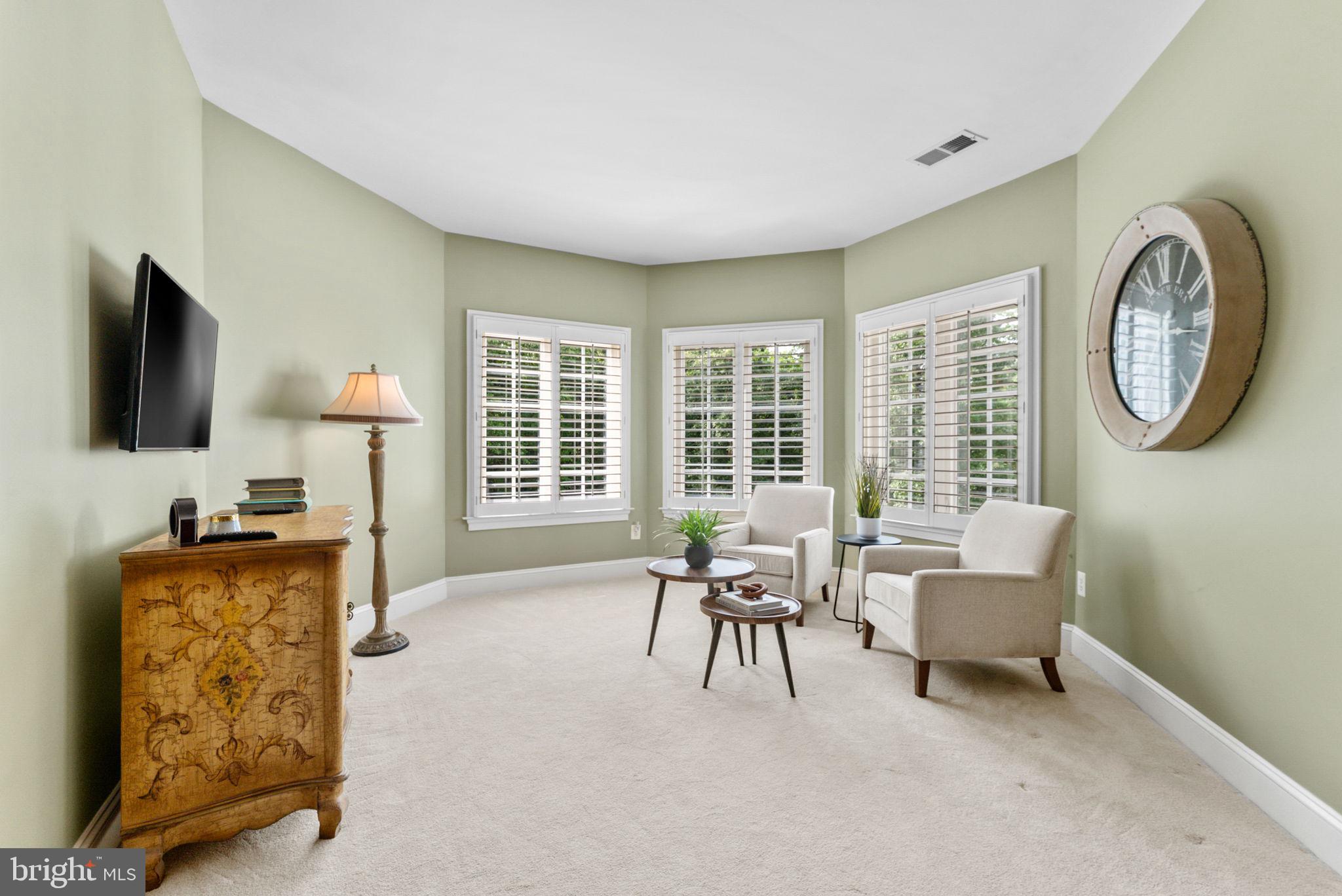 CEDAR CREST - Residential