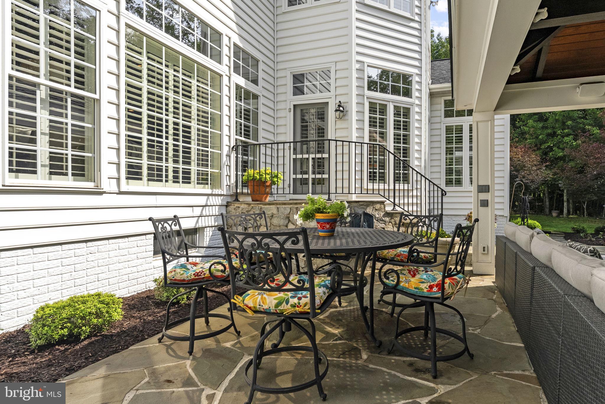 CEDAR CREST - Residential