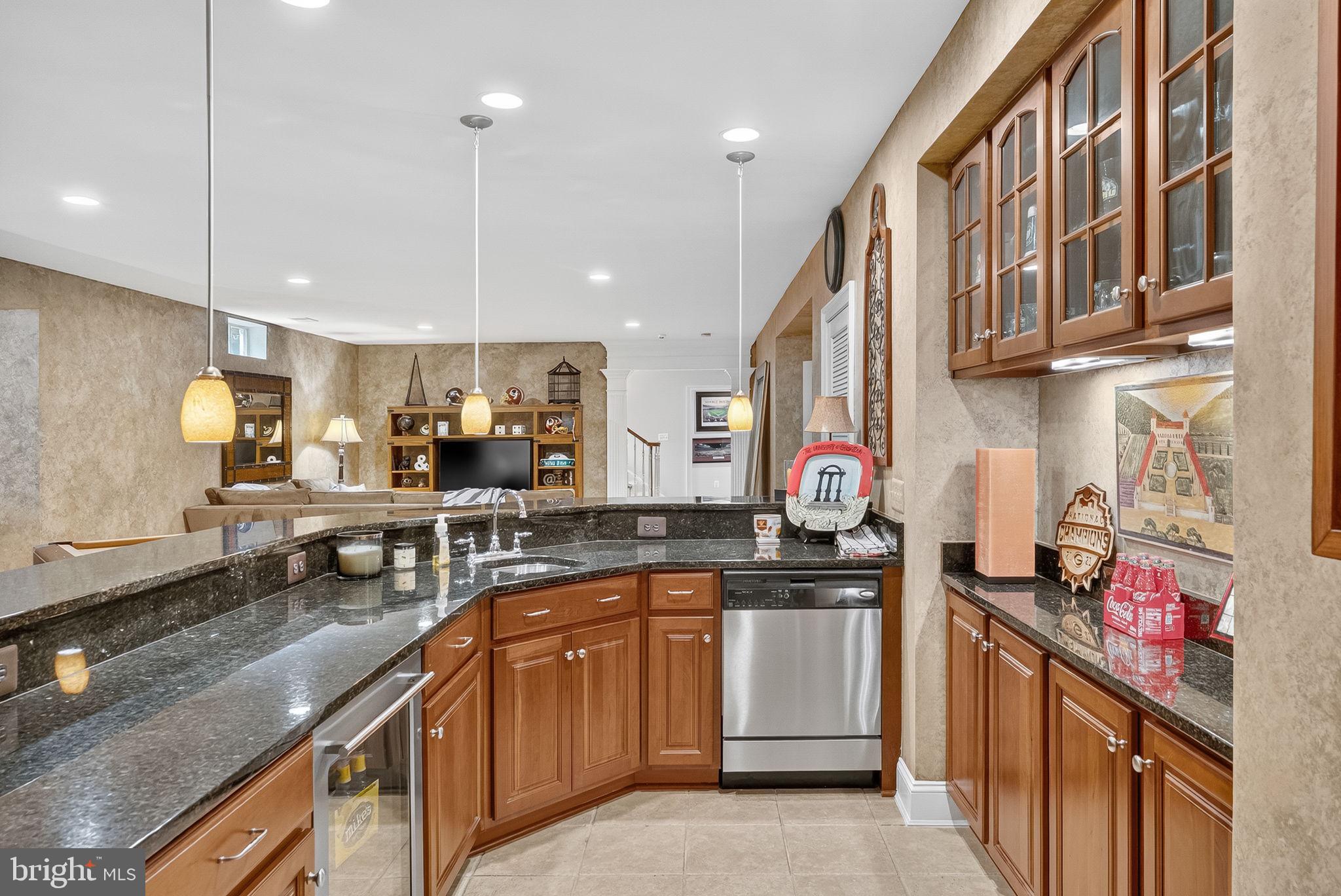 CEDAR CREST - Residential