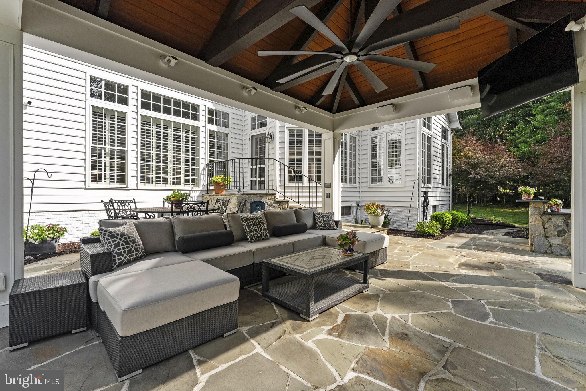 CEDAR CREST - Residential