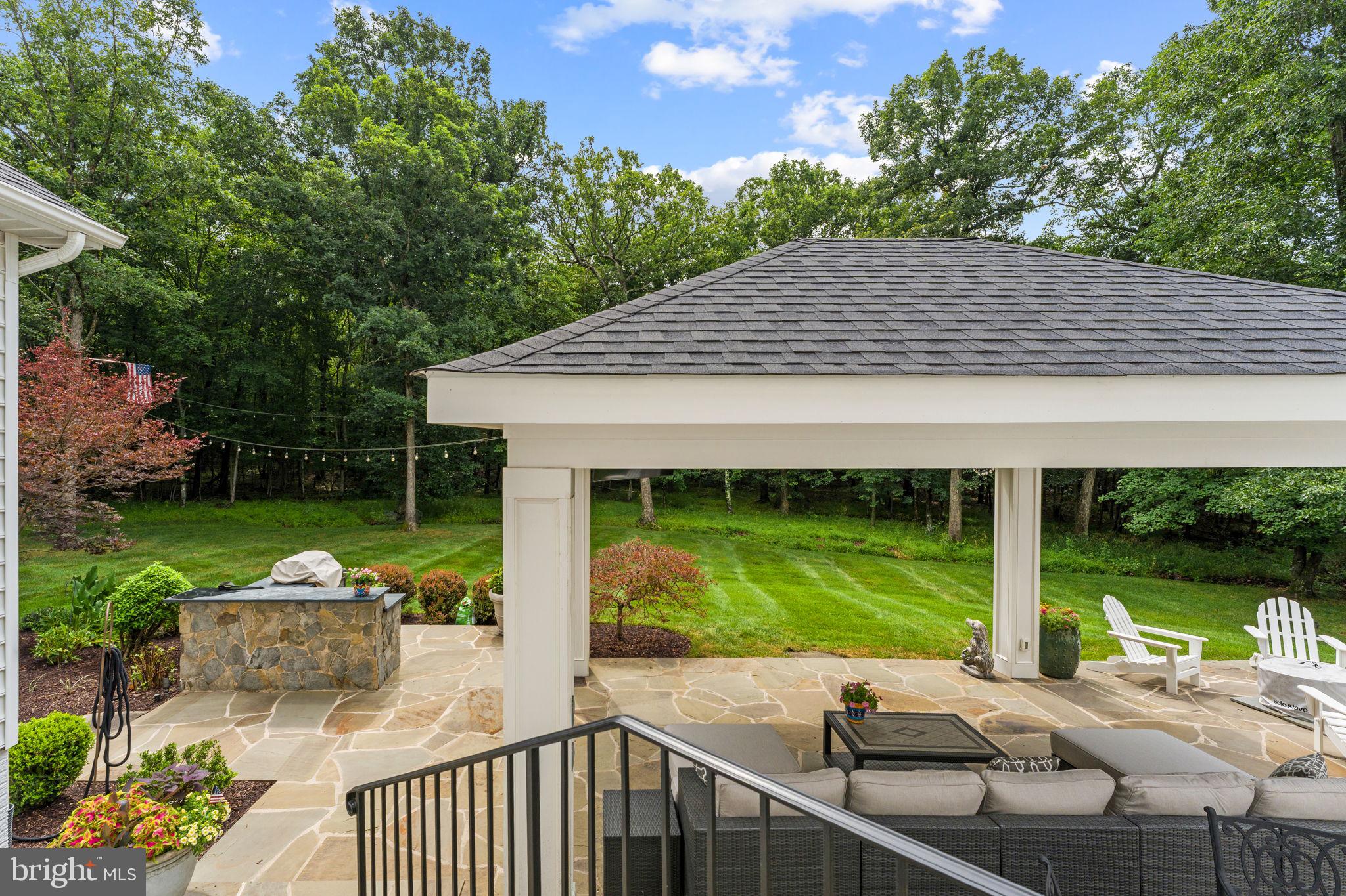 CEDAR CREST - Residential