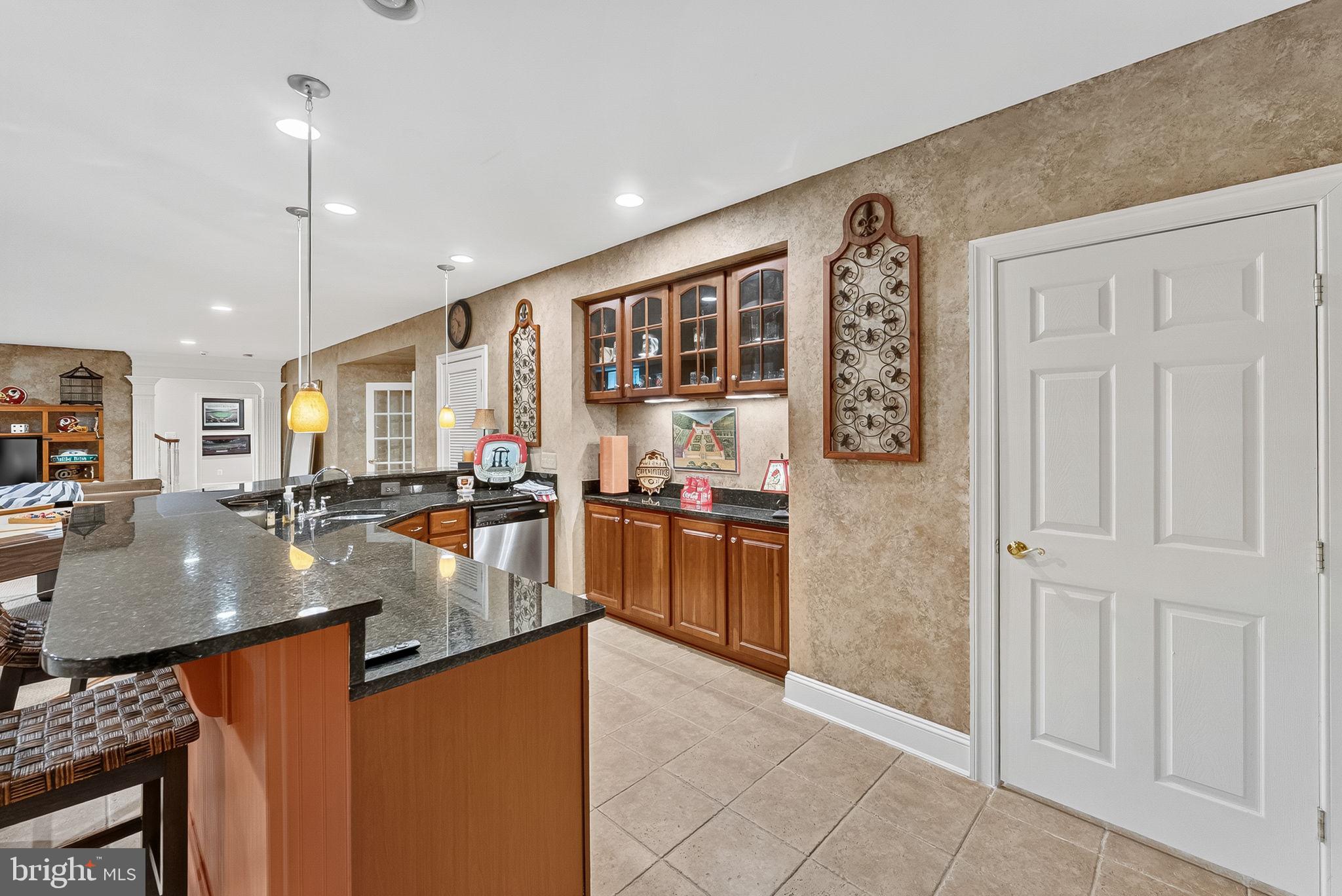 CEDAR CREST - Residential