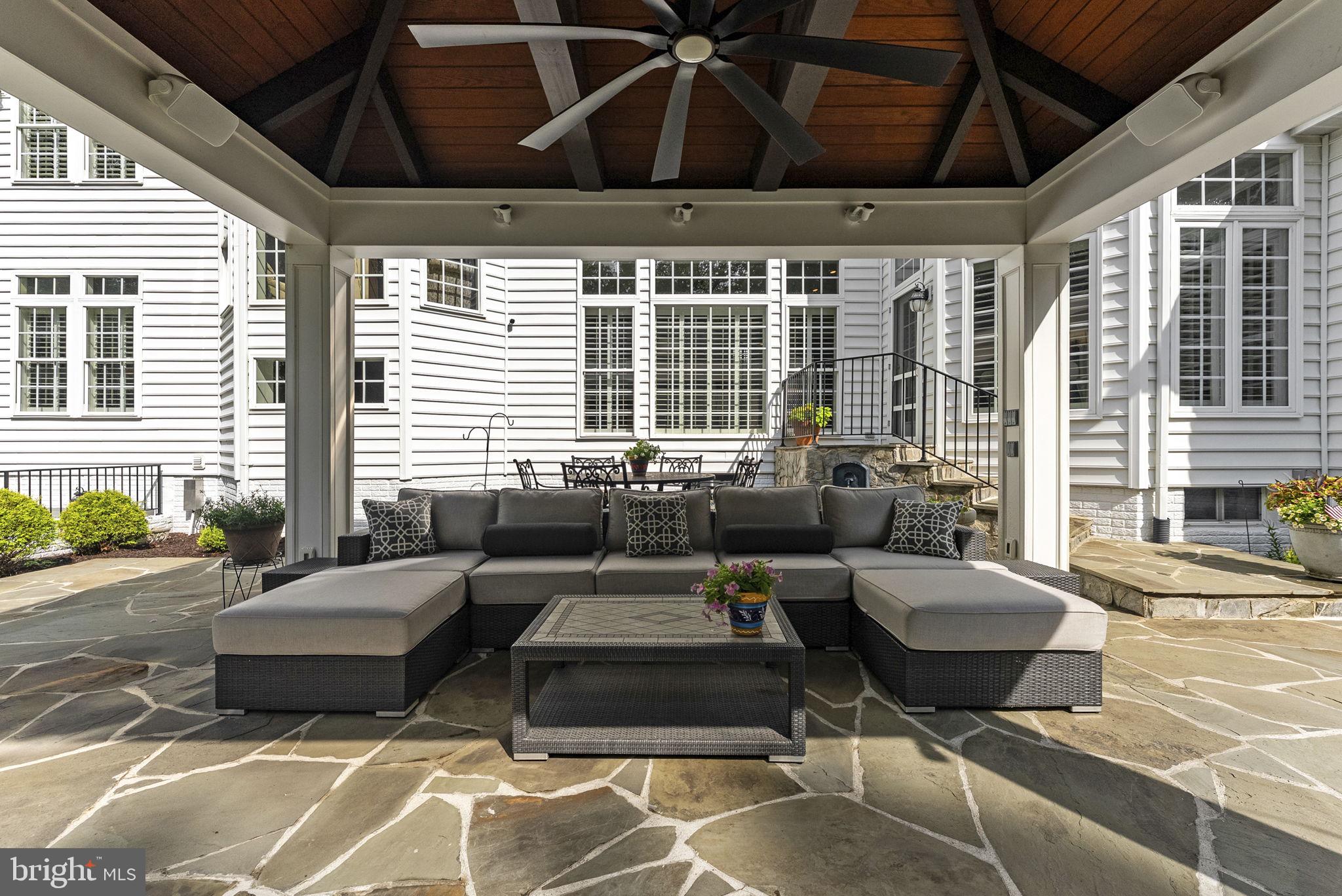 CEDAR CREST - Residential