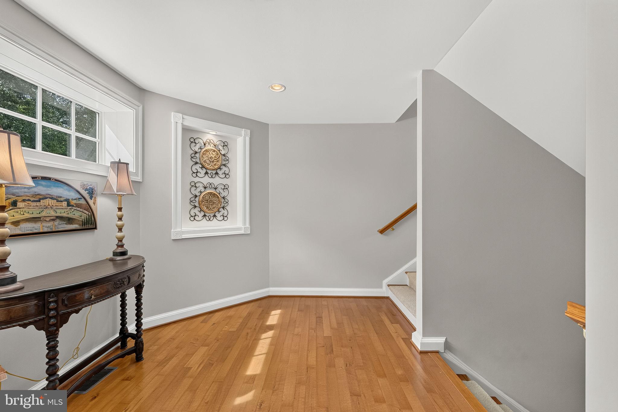 CEDAR CREST - Residential