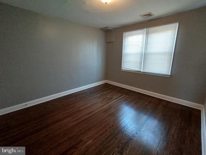 GLEN OAKS - Residential Income